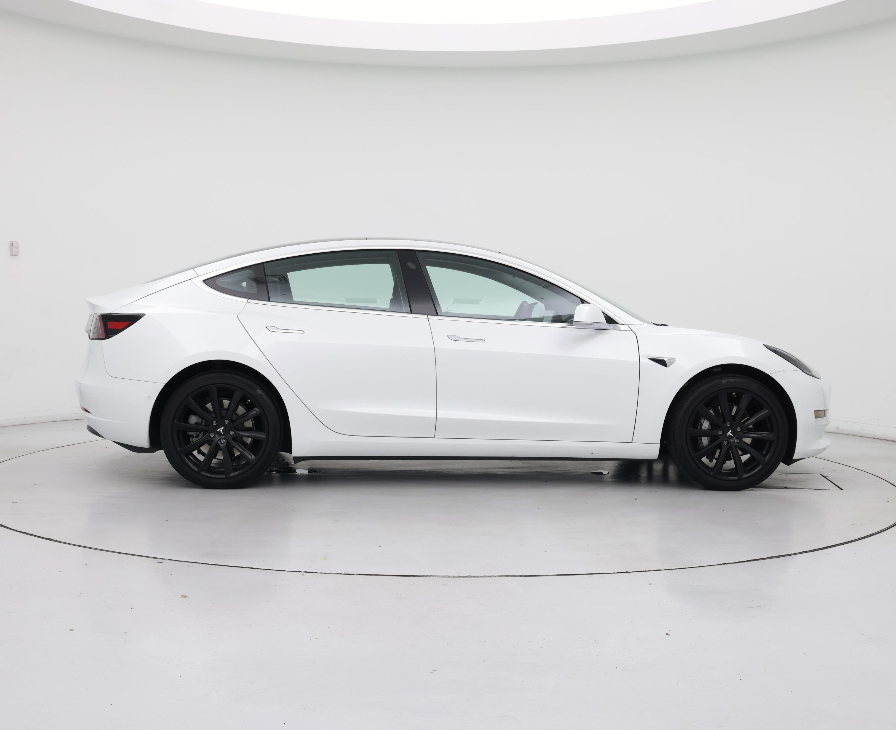 Thumbnail: 2019 Tesla Model 3 - 7