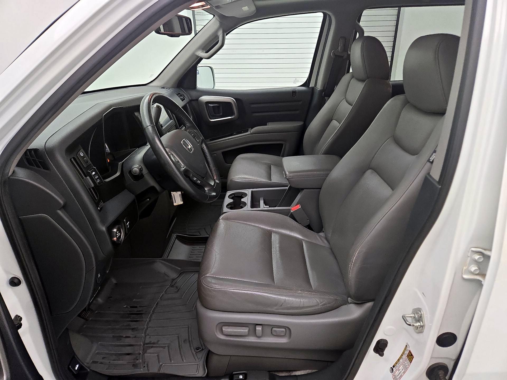 Thumbnail: 2013 Honda Ridgeline - 11
