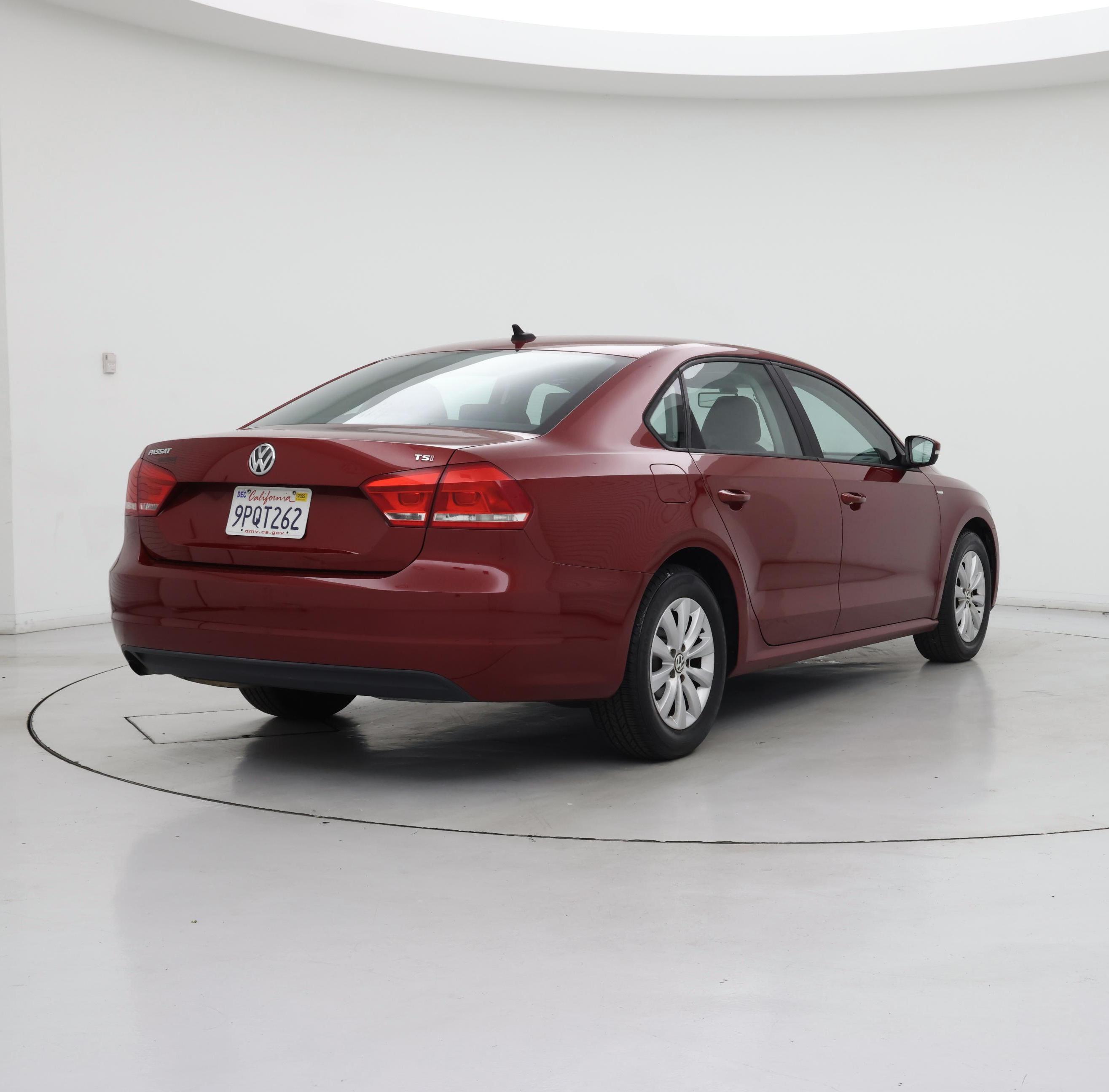 Thumbnail: 2015 Volkswagen Passat - 8