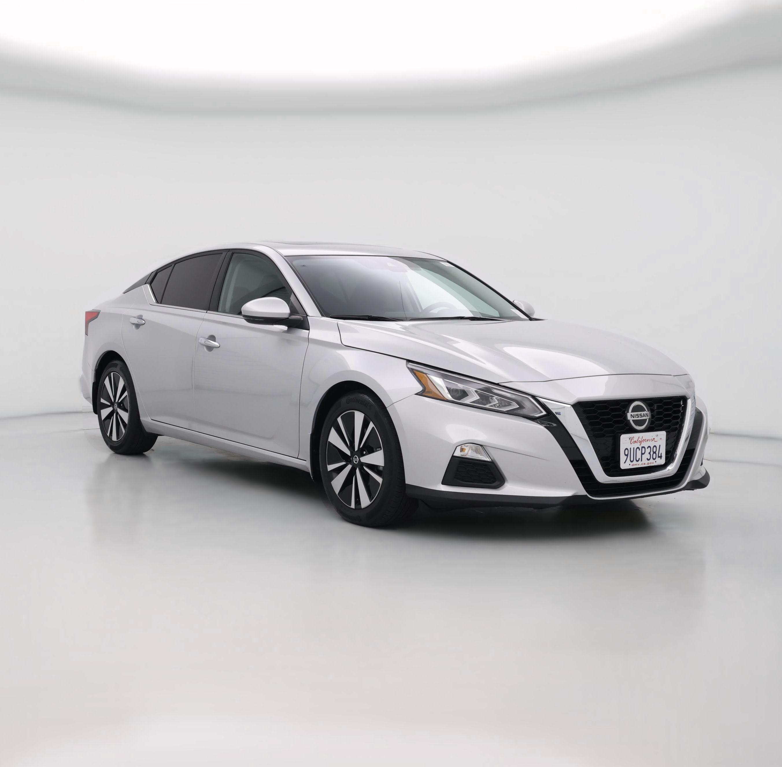 Thumbnail: 2022 Nissan Altima - 1