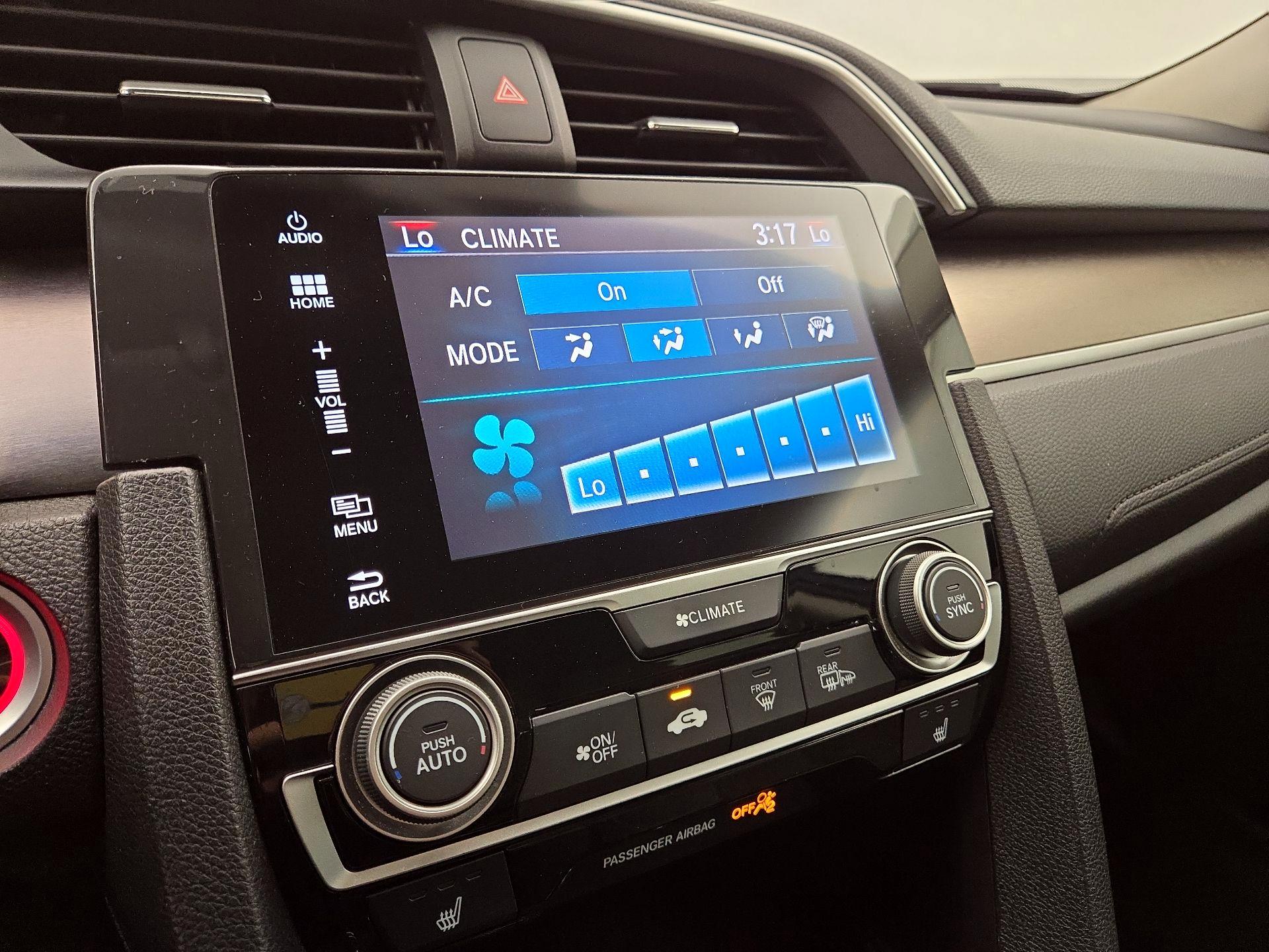 Thumbnail: 2016 Honda Civic - 16