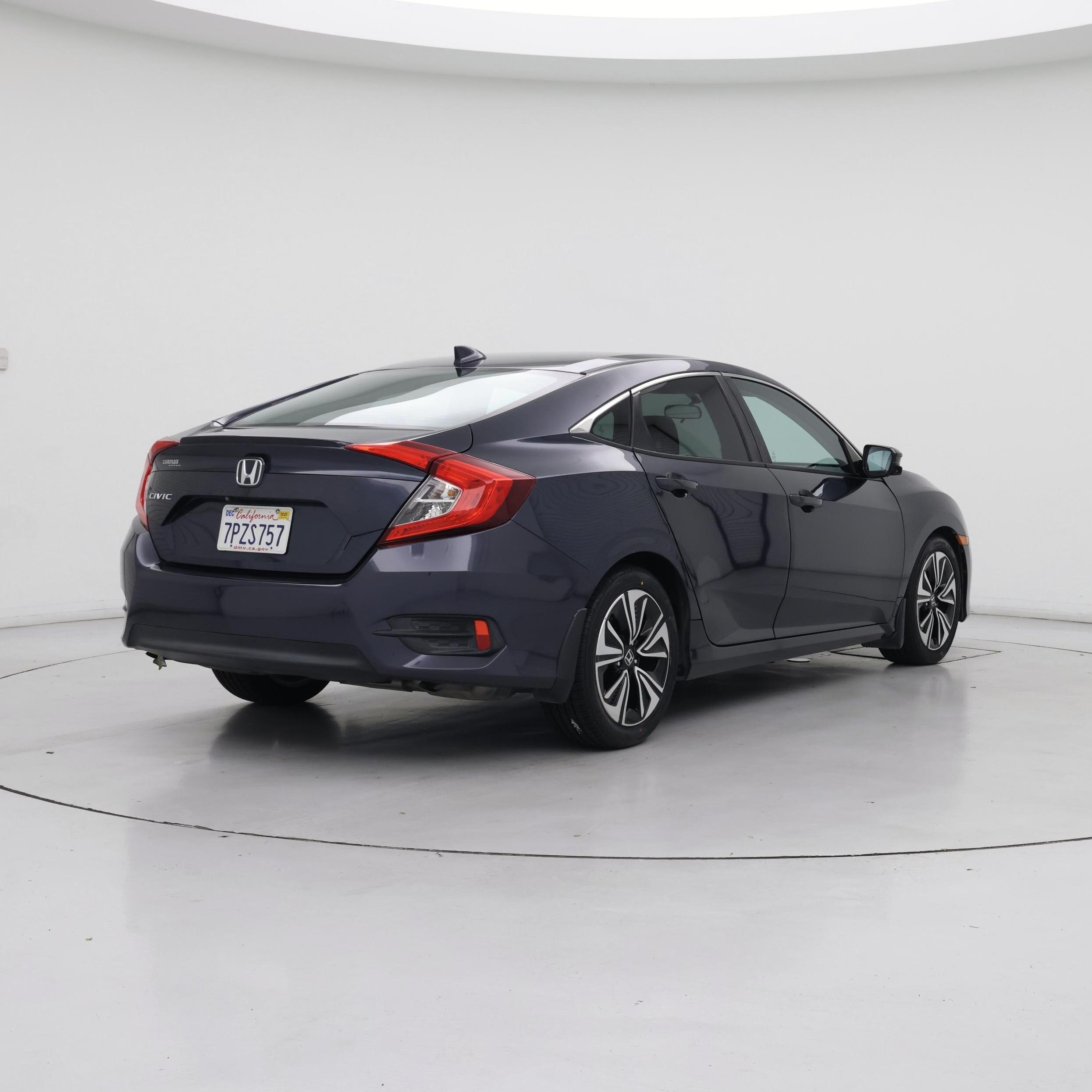 Thumbnail: 2016 Honda Civic - 8