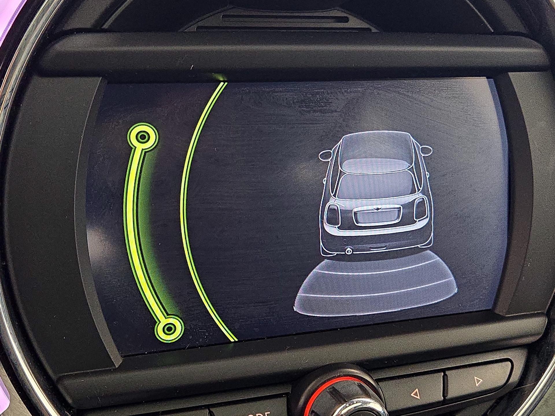 Thumbnail: 2017 MINI Cooper Hardtop - 14