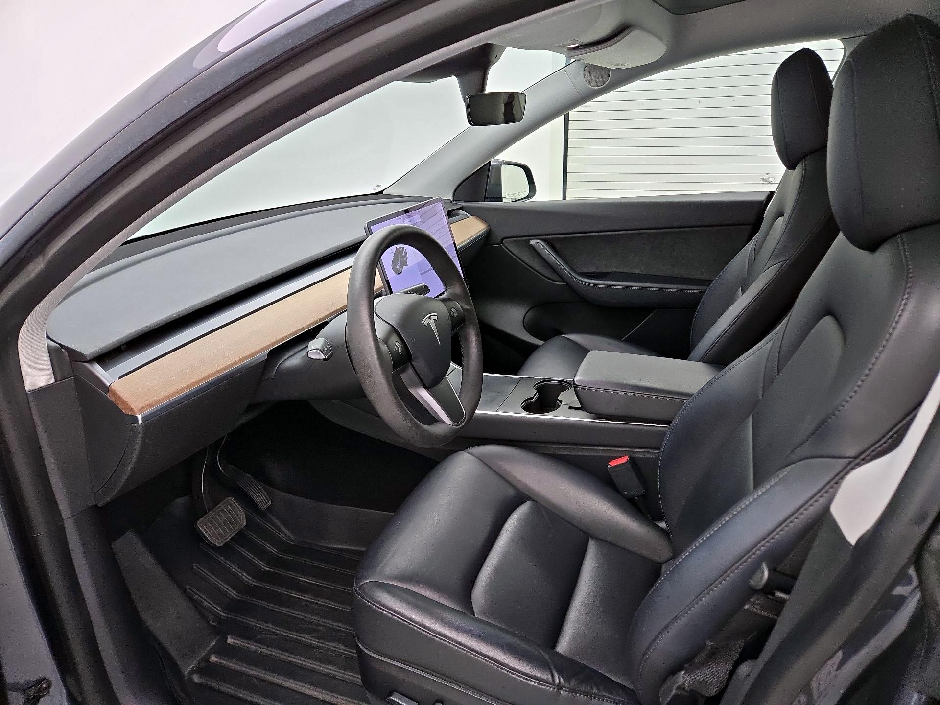 Thumbnail: 2021 Tesla Model Y - 11