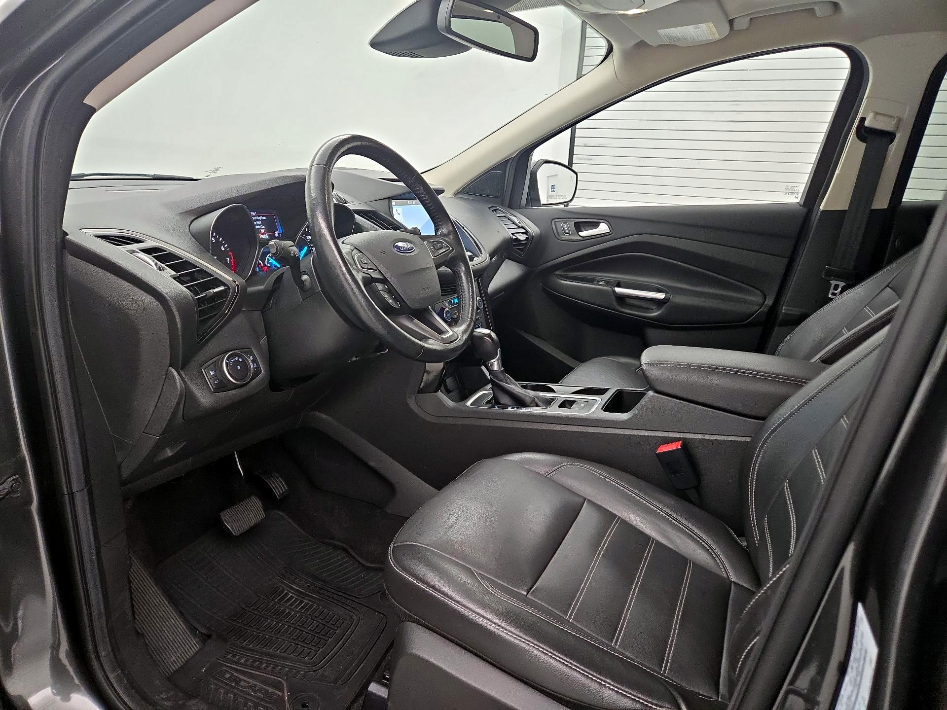 Thumbnail: 2017 Ford Escape - 11