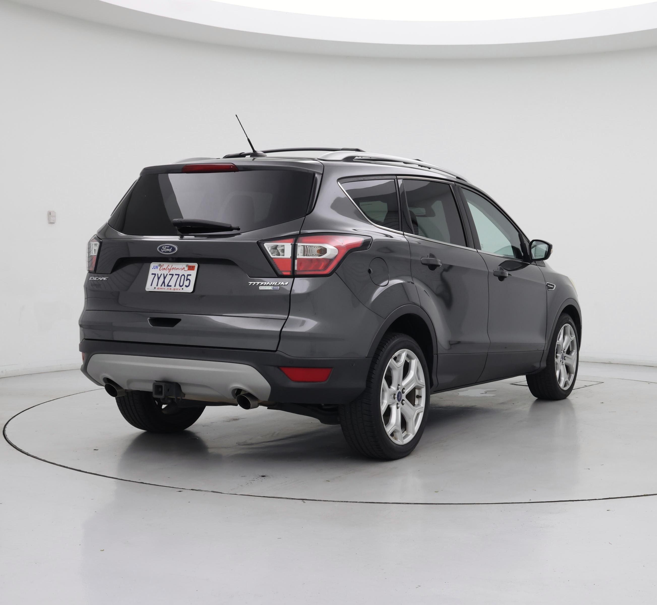 Thumbnail: 2017 Ford Escape - 8