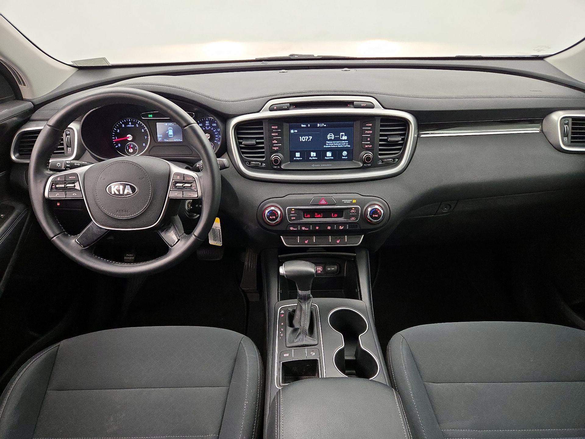 Thumbnail: 2019 Kia Sorento - 9