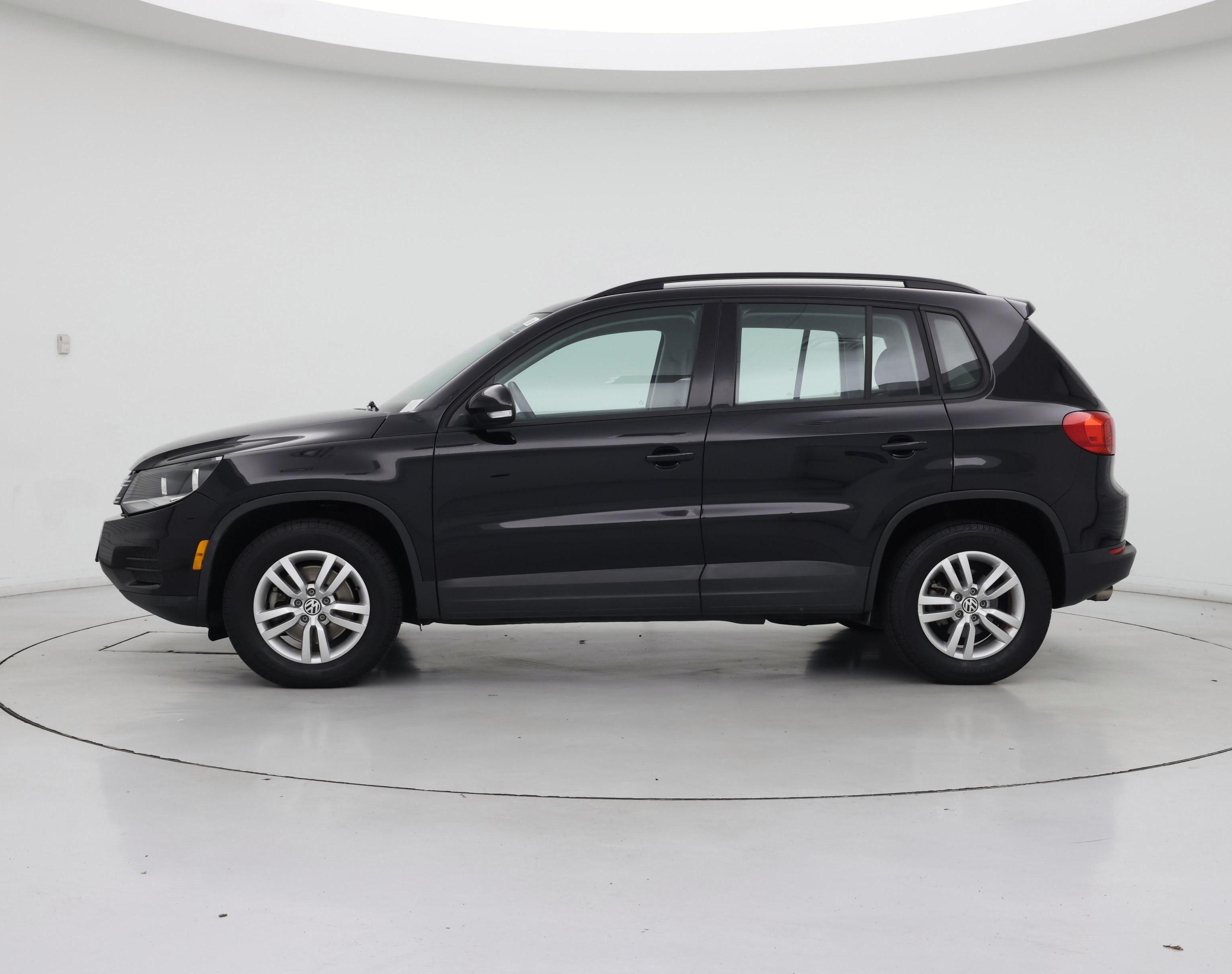 Thumbnail: 2017 Volkswagen Tiguan - 3