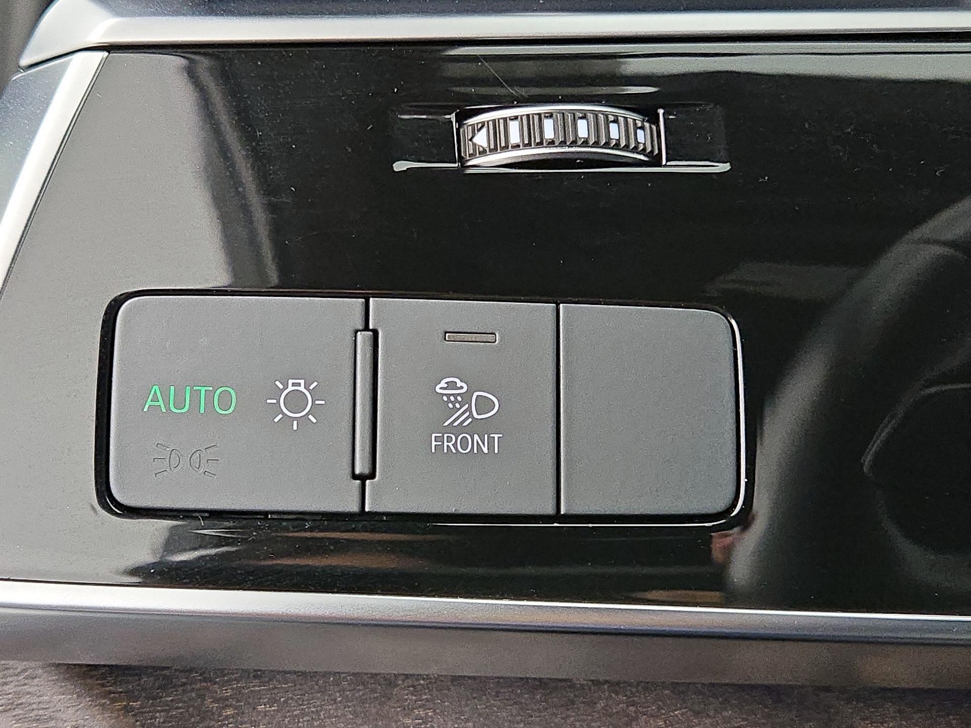 Thumbnail: 2020 Audi Q7 - 13