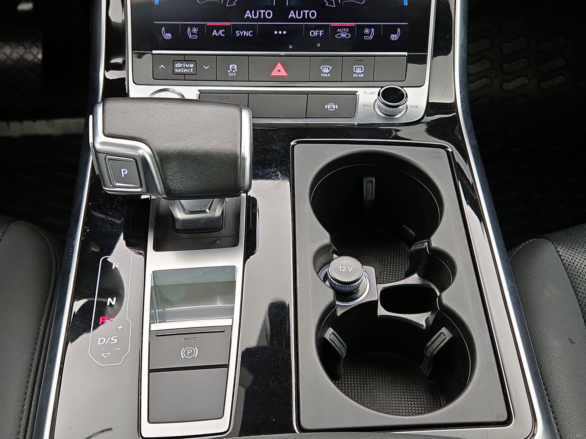 Thumbnail: 2020 Audi Q7 - 18