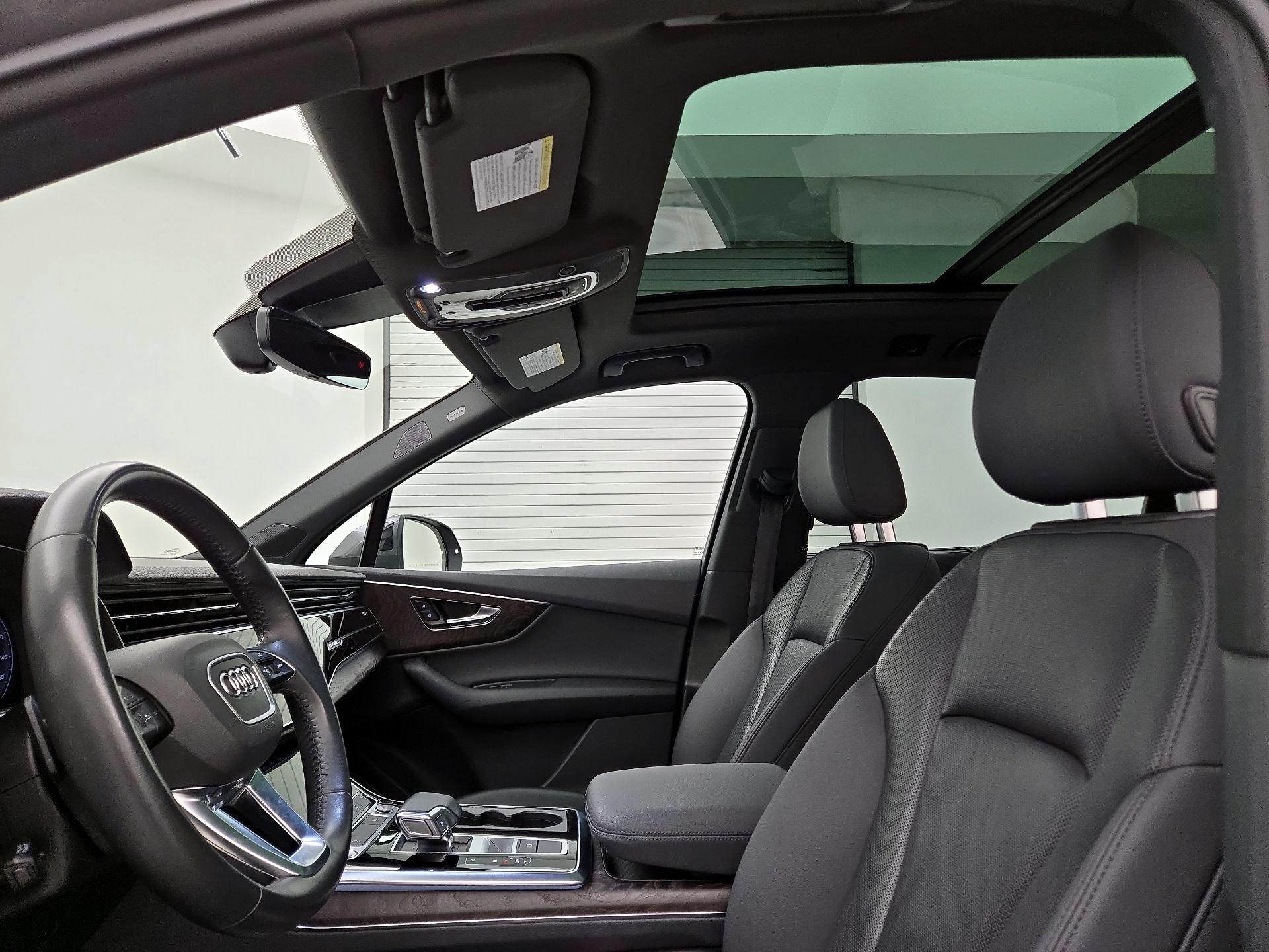 Thumbnail: 2020 Audi Q7 - 20