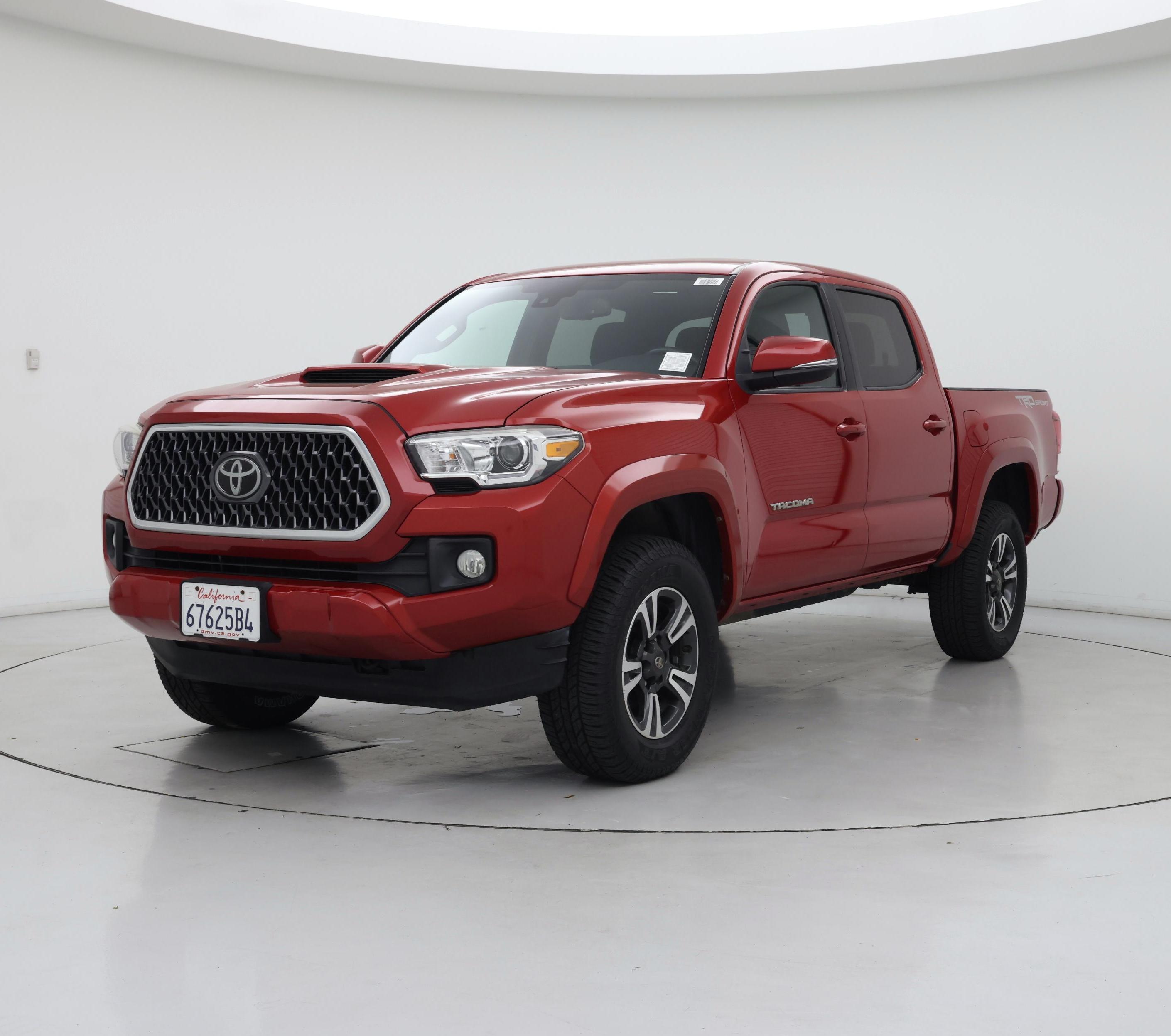 Thumbnail: 2018 Toyota Tacoma - 4