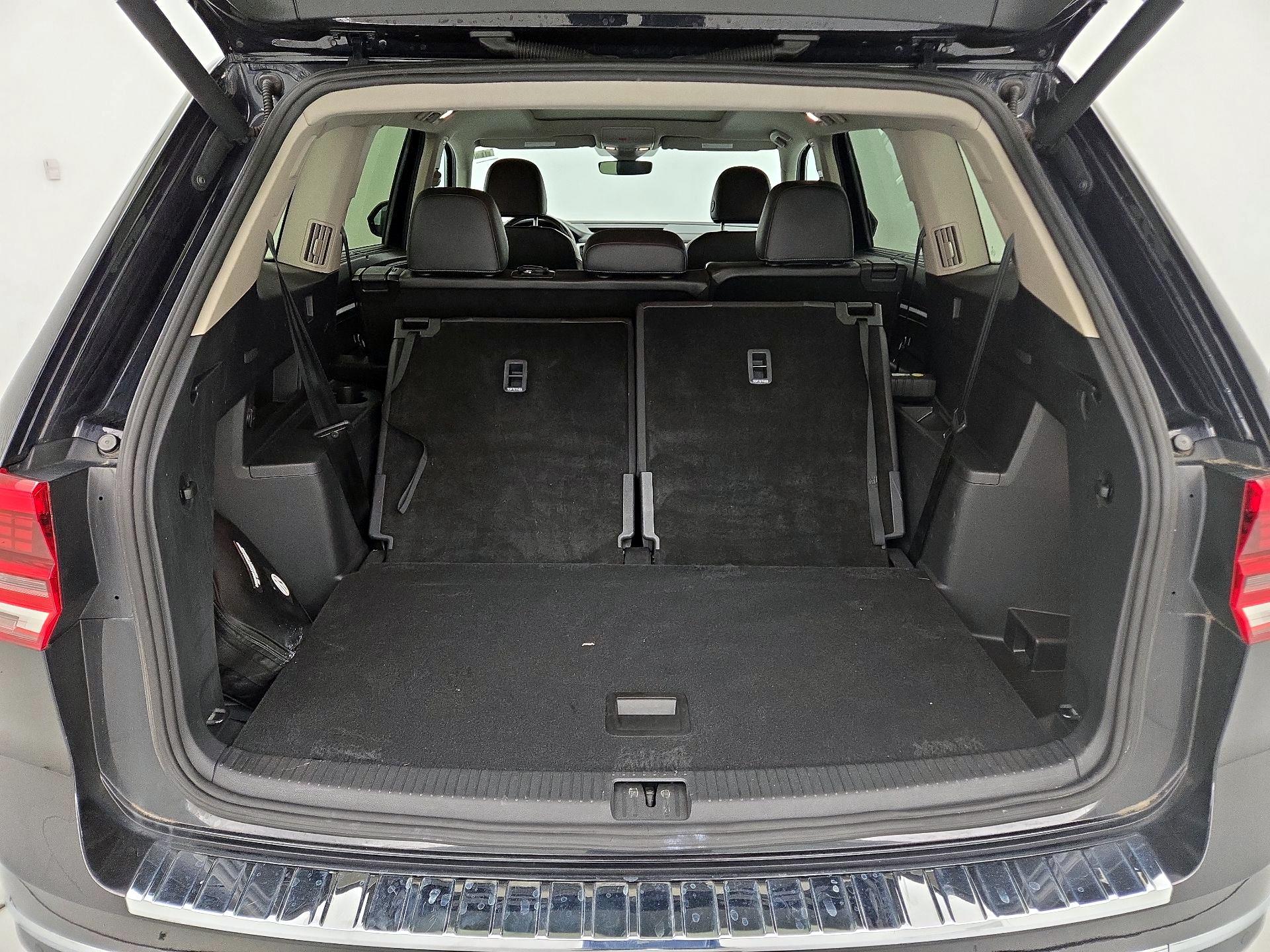 Thumbnail: 2018 Volkswagen Atlas - 19