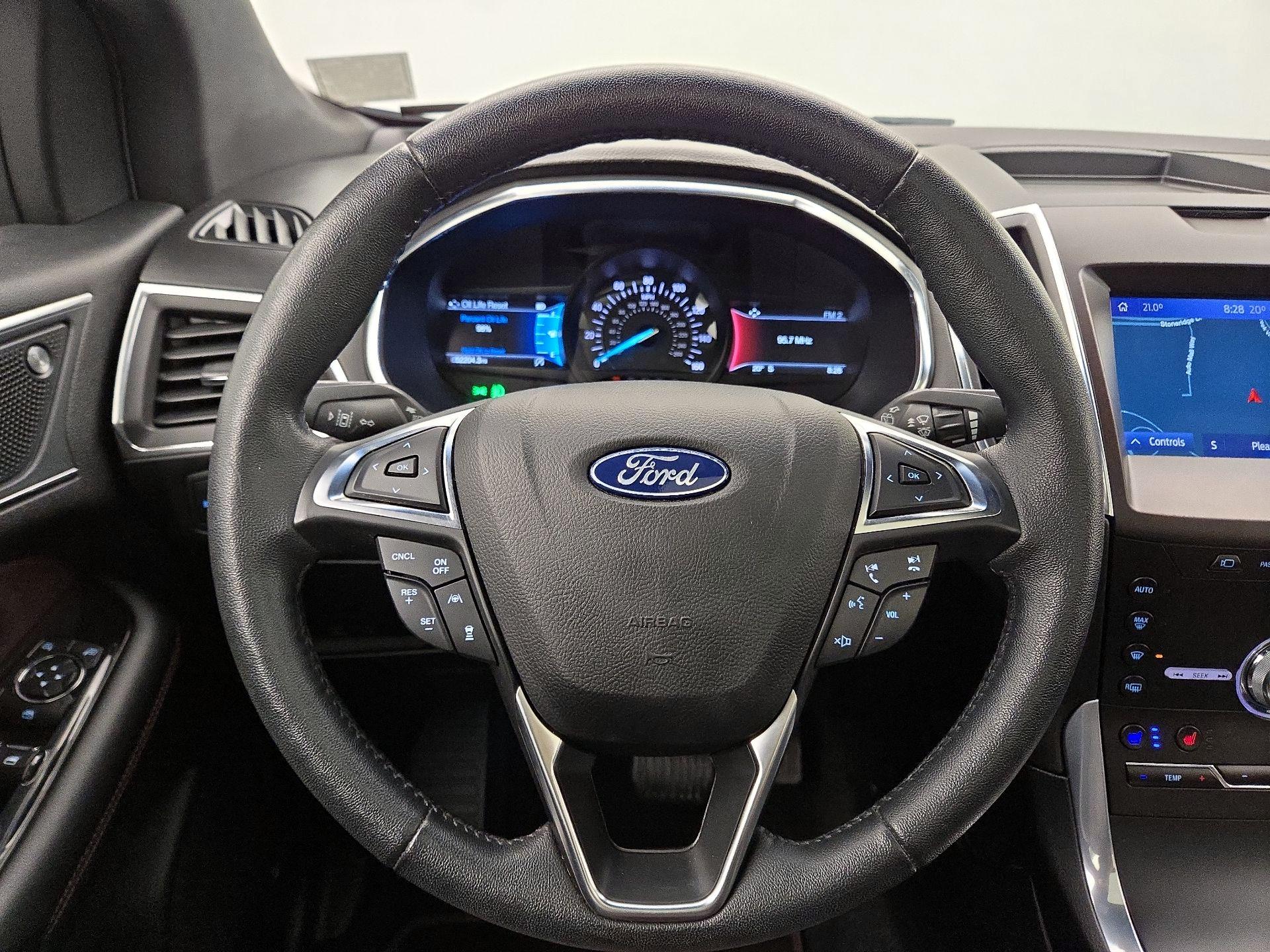 Thumbnail: 2020 Ford Edge - 10