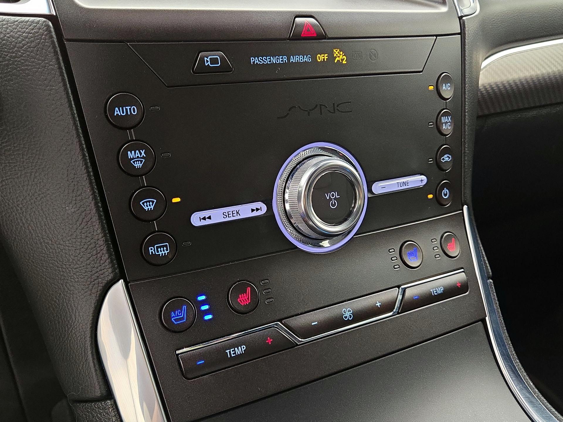 Thumbnail: 2020 Ford Edge - 17