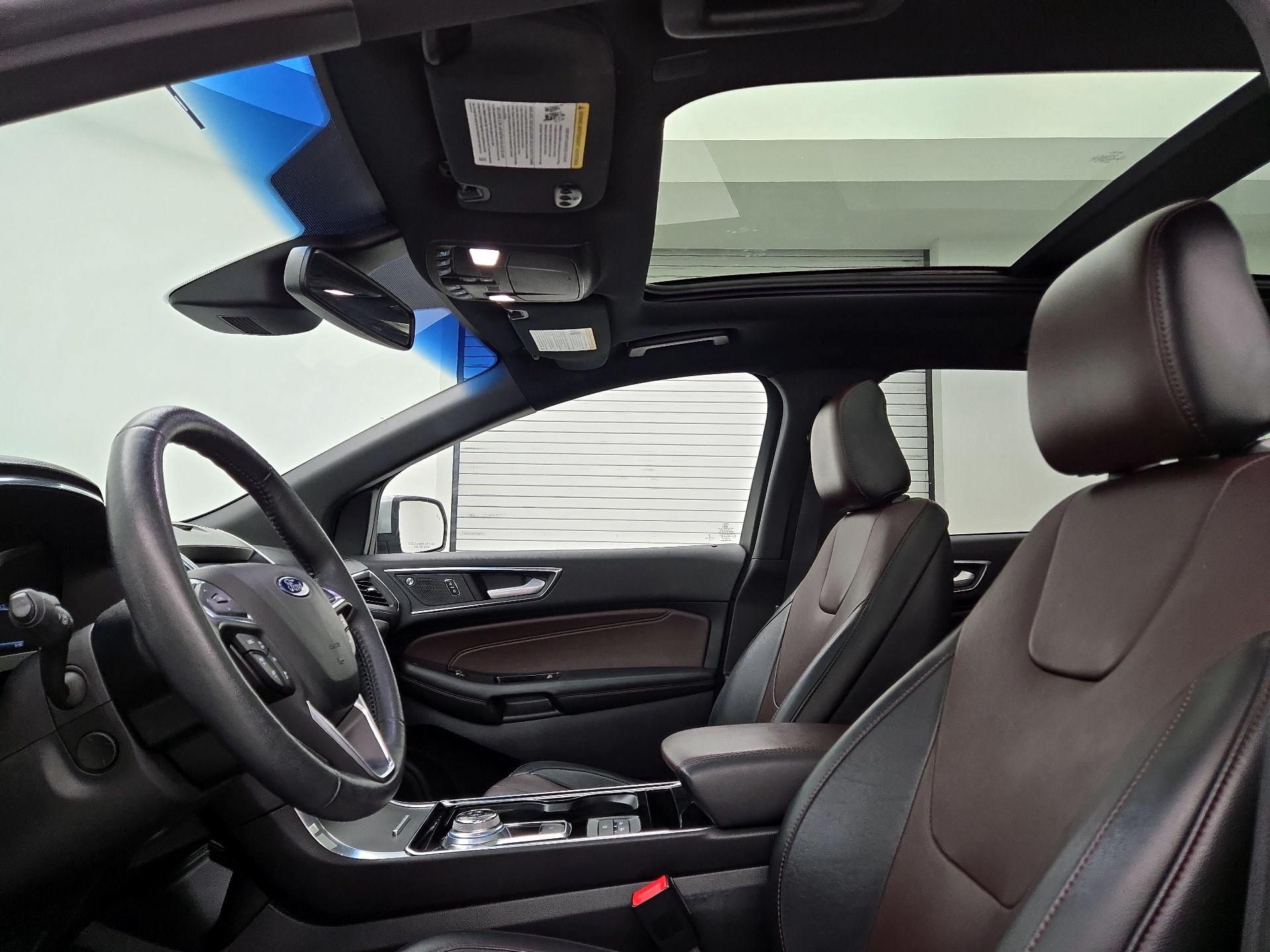 Thumbnail: 2020 Ford Edge - 20