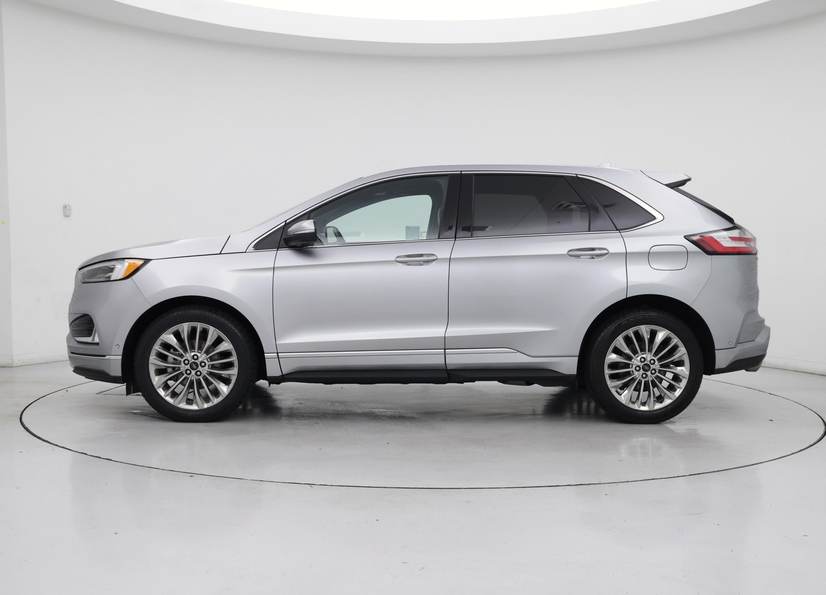 Thumbnail: 2020 Ford Edge - 3