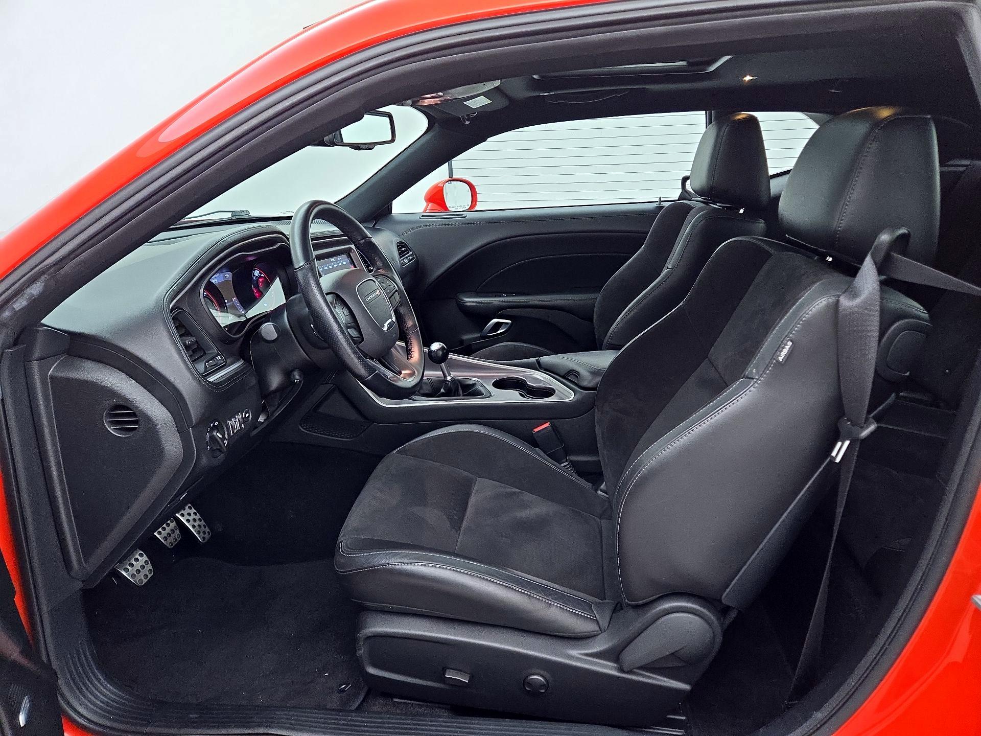 Thumbnail: 2022 Dodge Challenger - 11