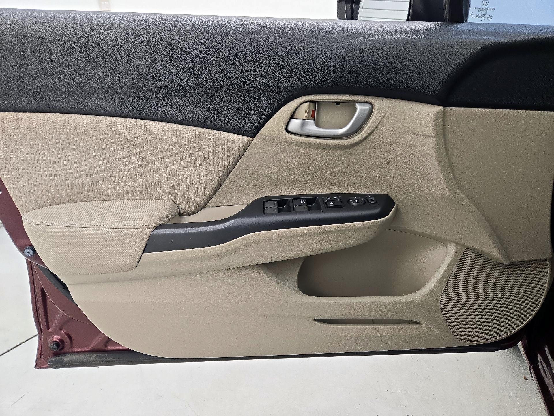 Thumbnail: 2014 Honda Civic - 12