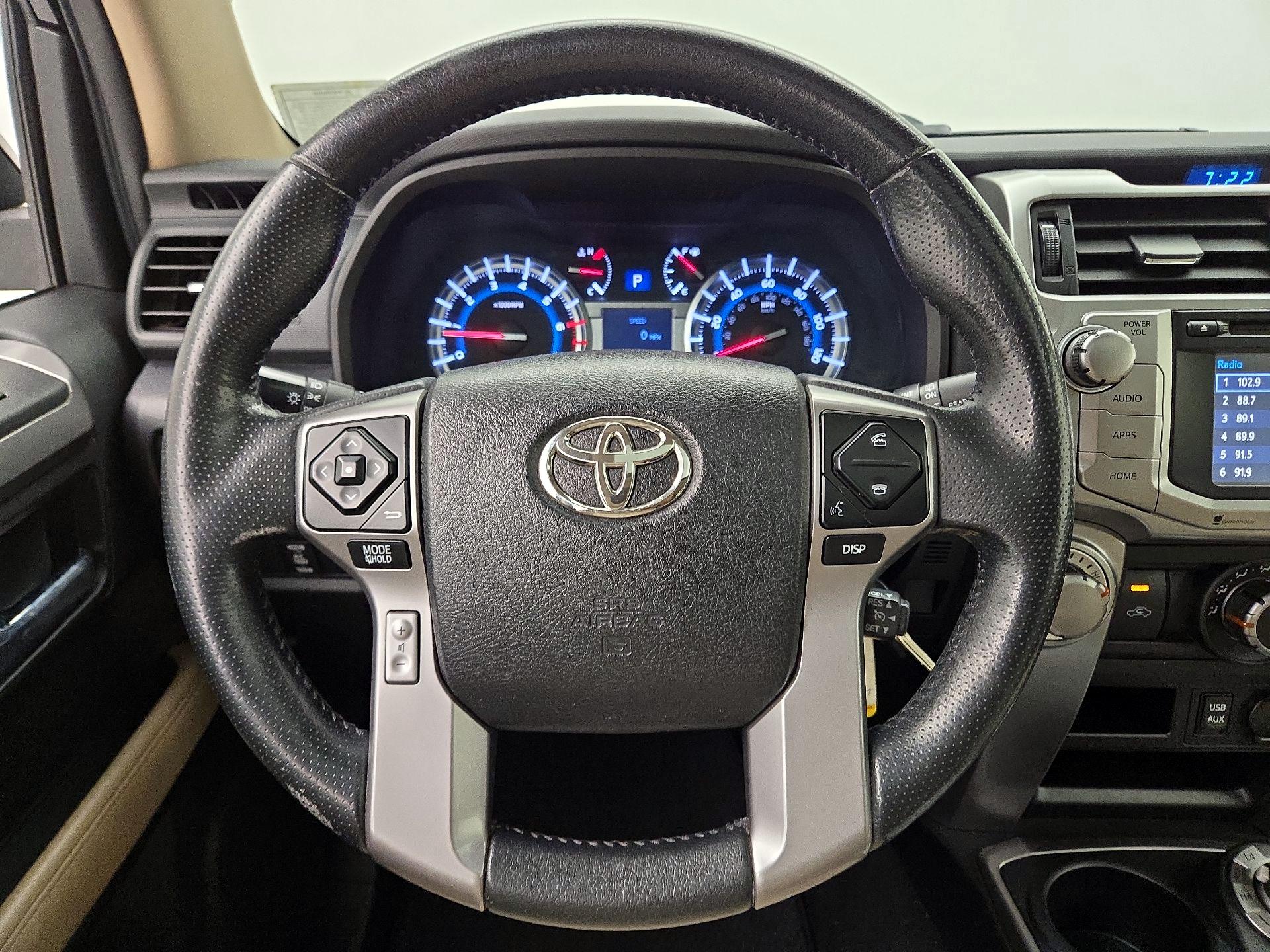 Thumbnail: 2016 Toyota 4Runner - 10