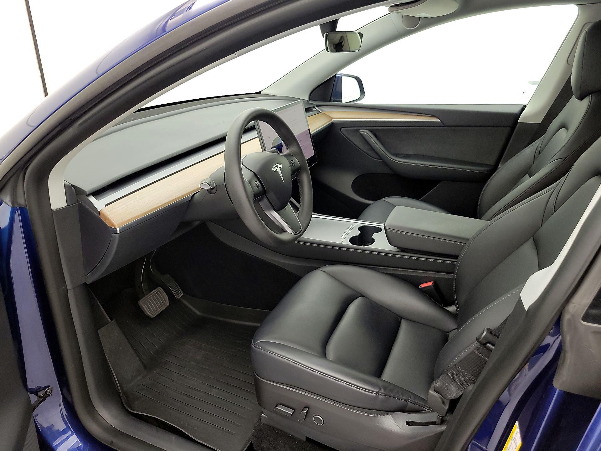 Thumbnail: 2022 Tesla Model Y - 11