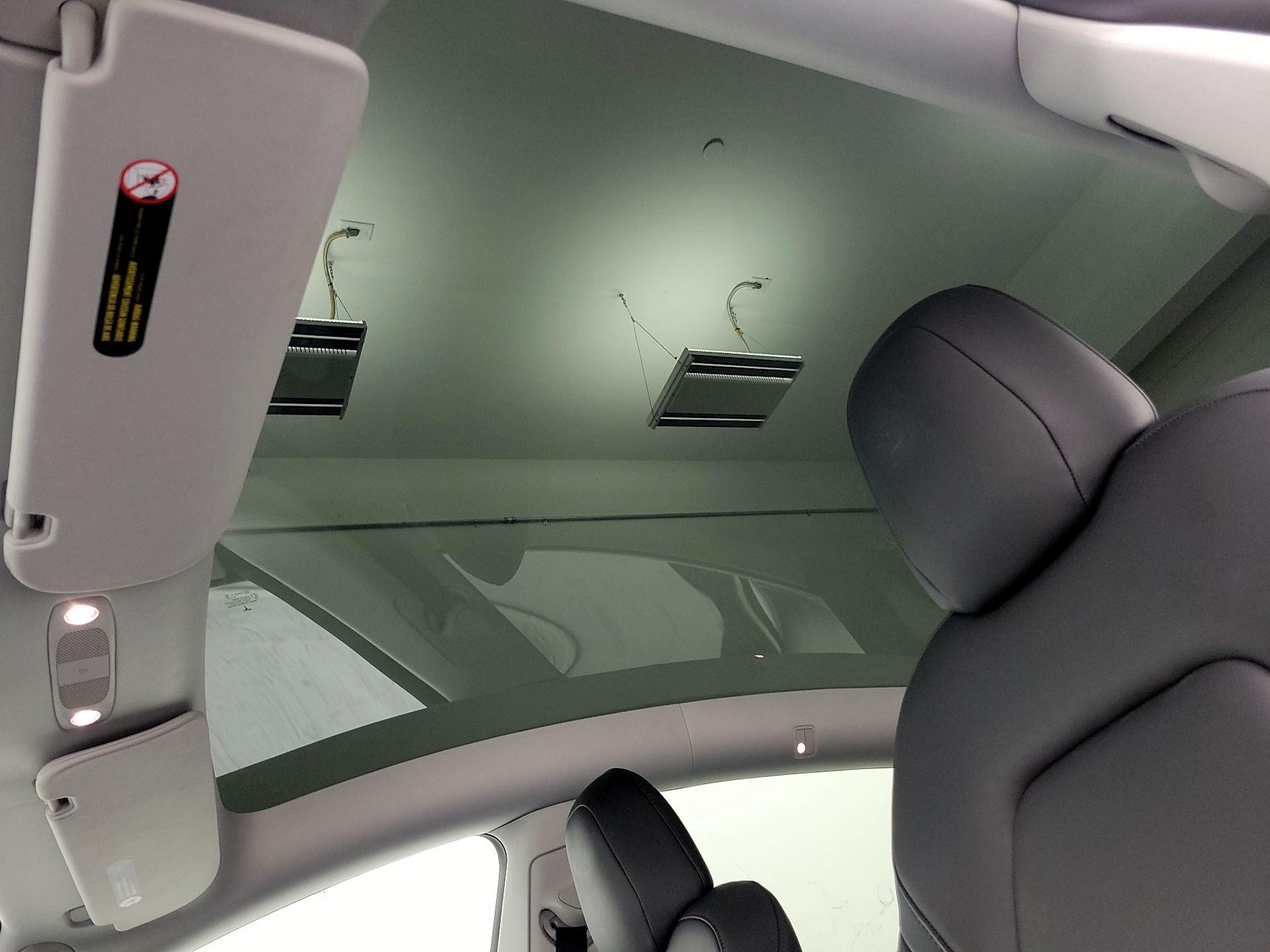 Thumbnail: 2022 Tesla Model Y - 18