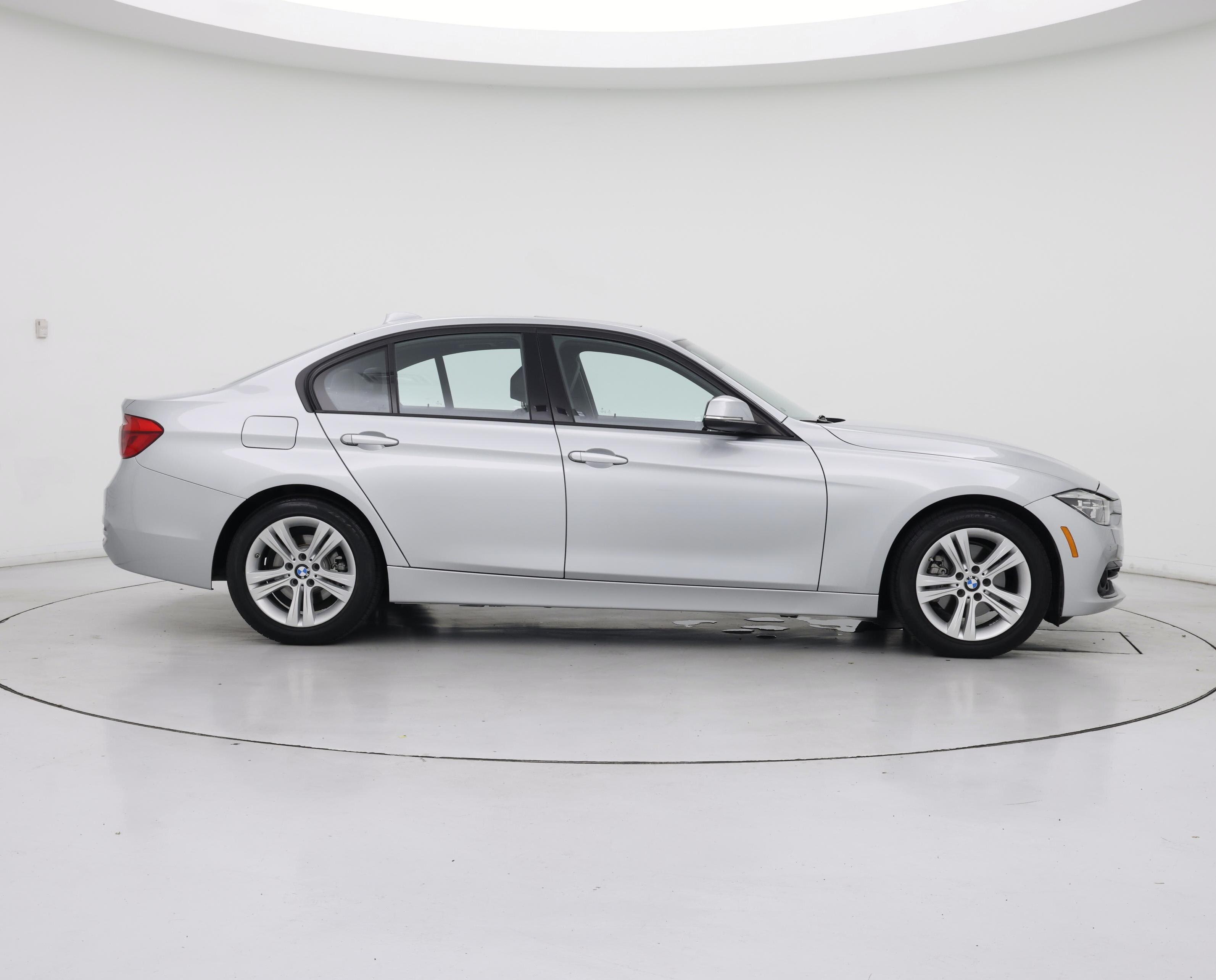 Thumbnail: 2016 BMW 3 Series - 7