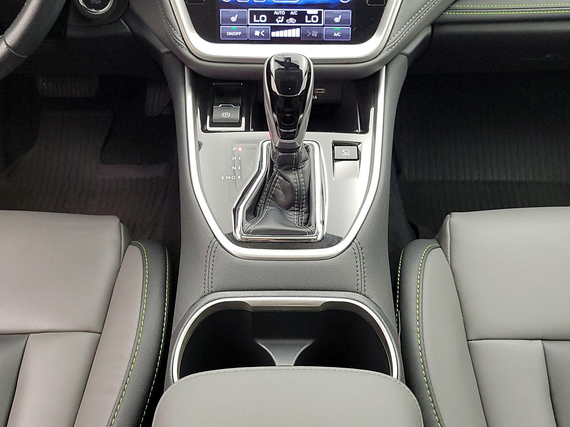 Thumbnail: 2022 Subaru Outback - 18
