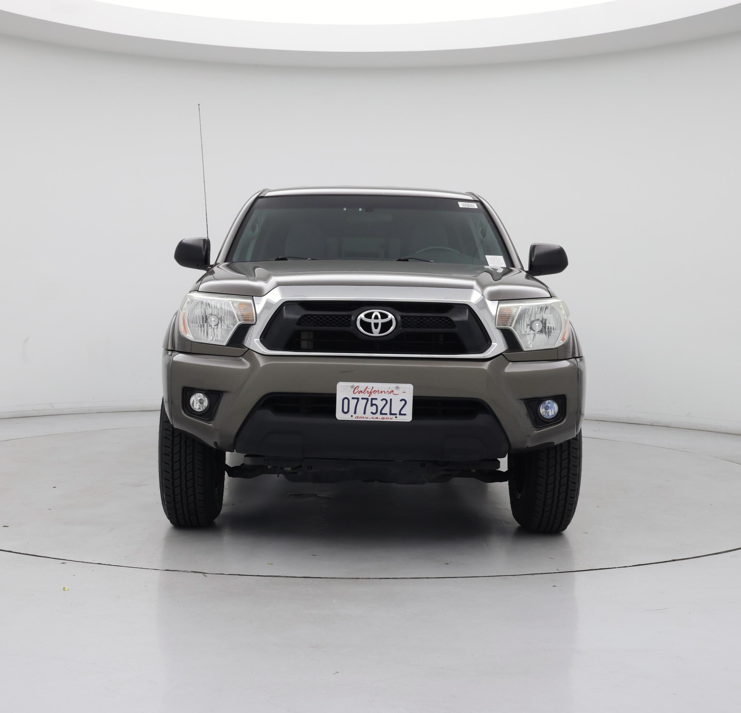 Thumbnail: 2014 Toyota Tacoma - 5