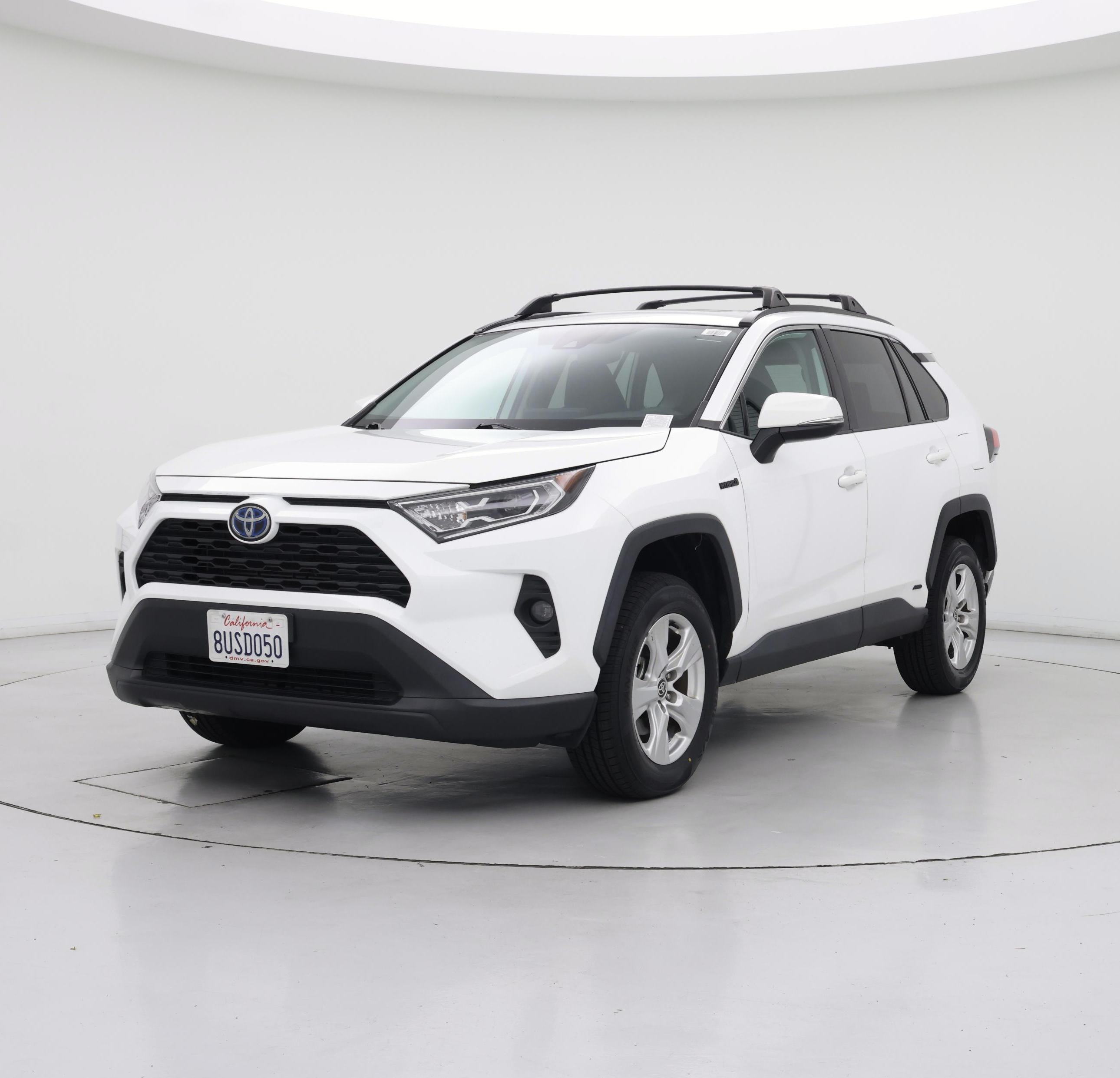 Thumbnail: 2021 Toyota RAV4 - 4