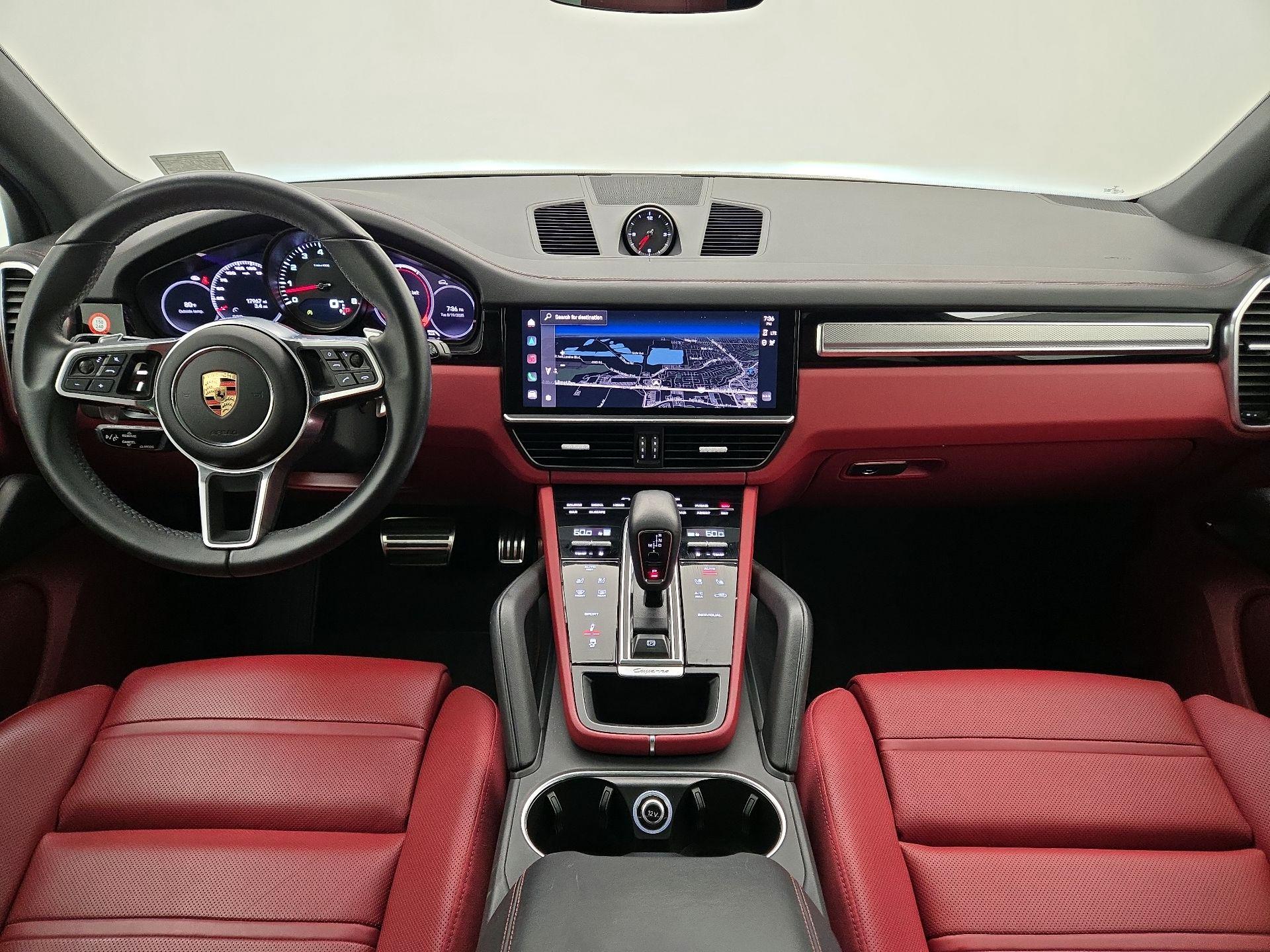 Thumbnail: 2023 Porsche Cayenne - 9