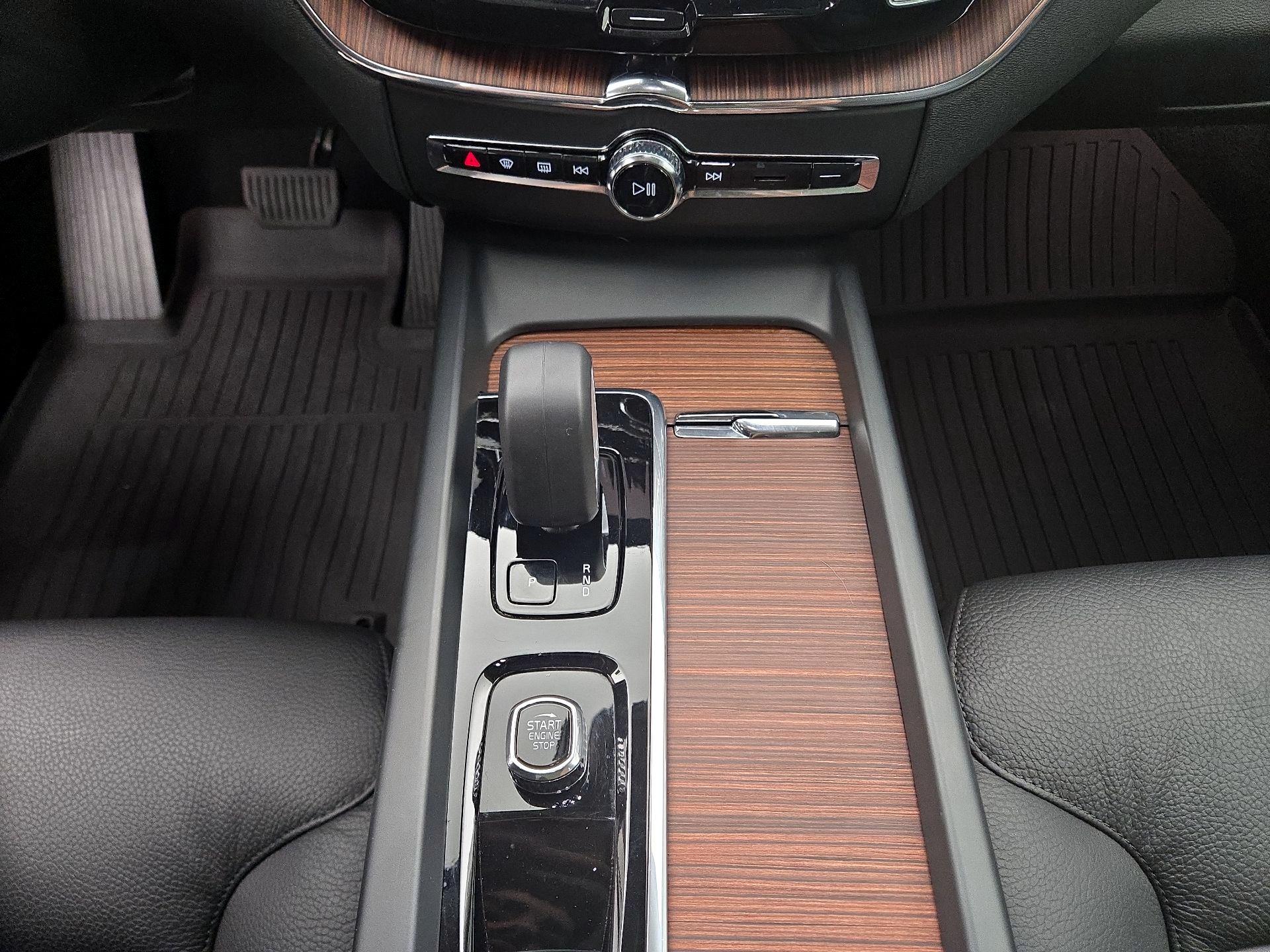 Thumbnail: 2024 Volvo XC60 - 18