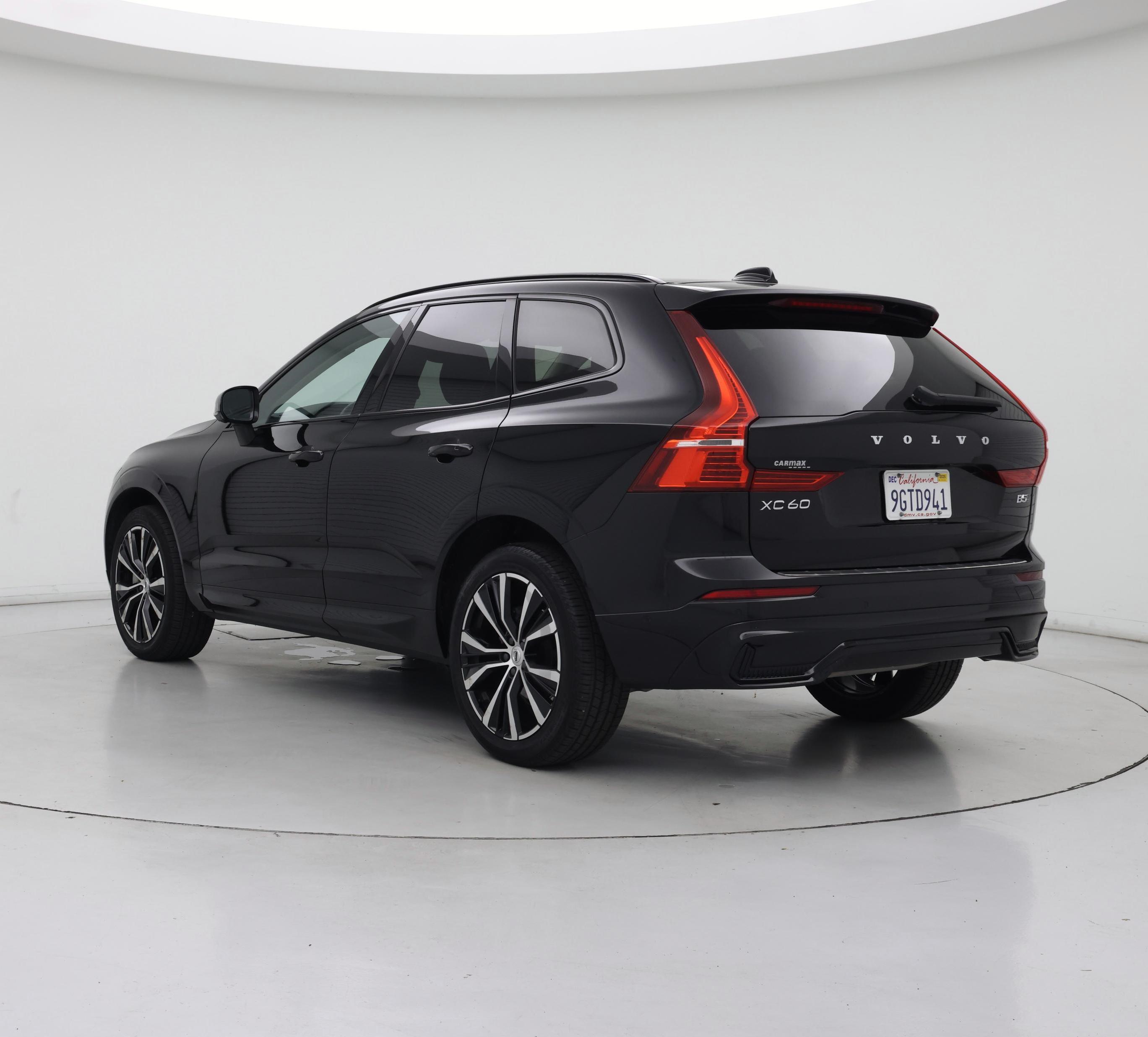 Thumbnail: 2024 Volvo XC60 - 2