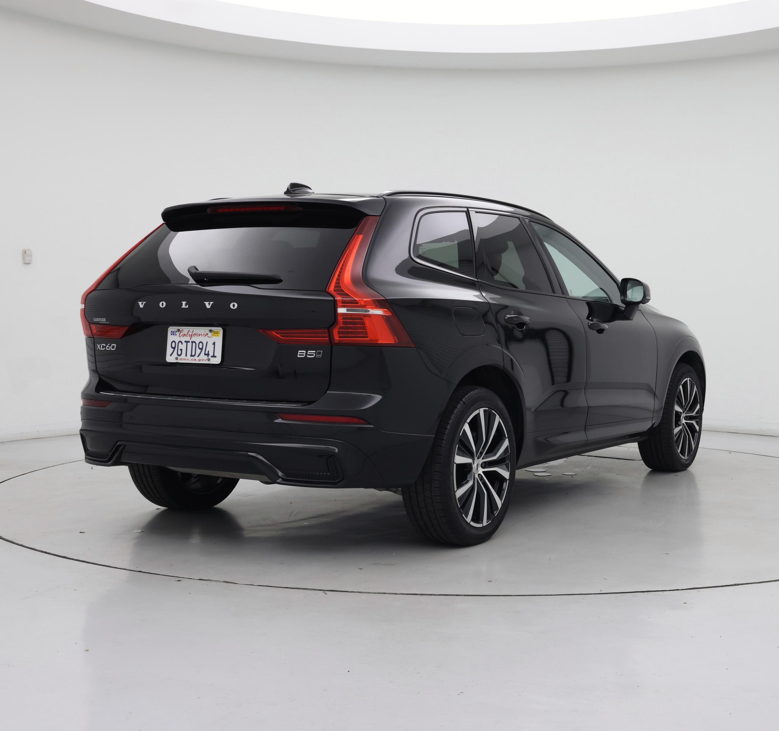 Thumbnail: 2024 Volvo XC60 - 8