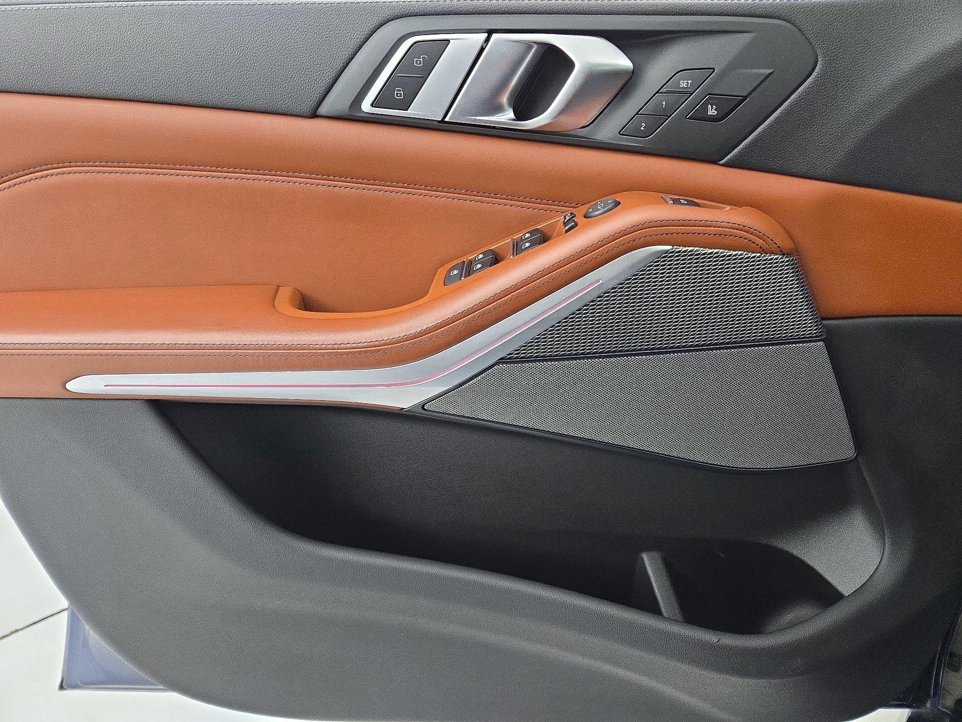 Thumbnail: 2021 BMW X5 - 12