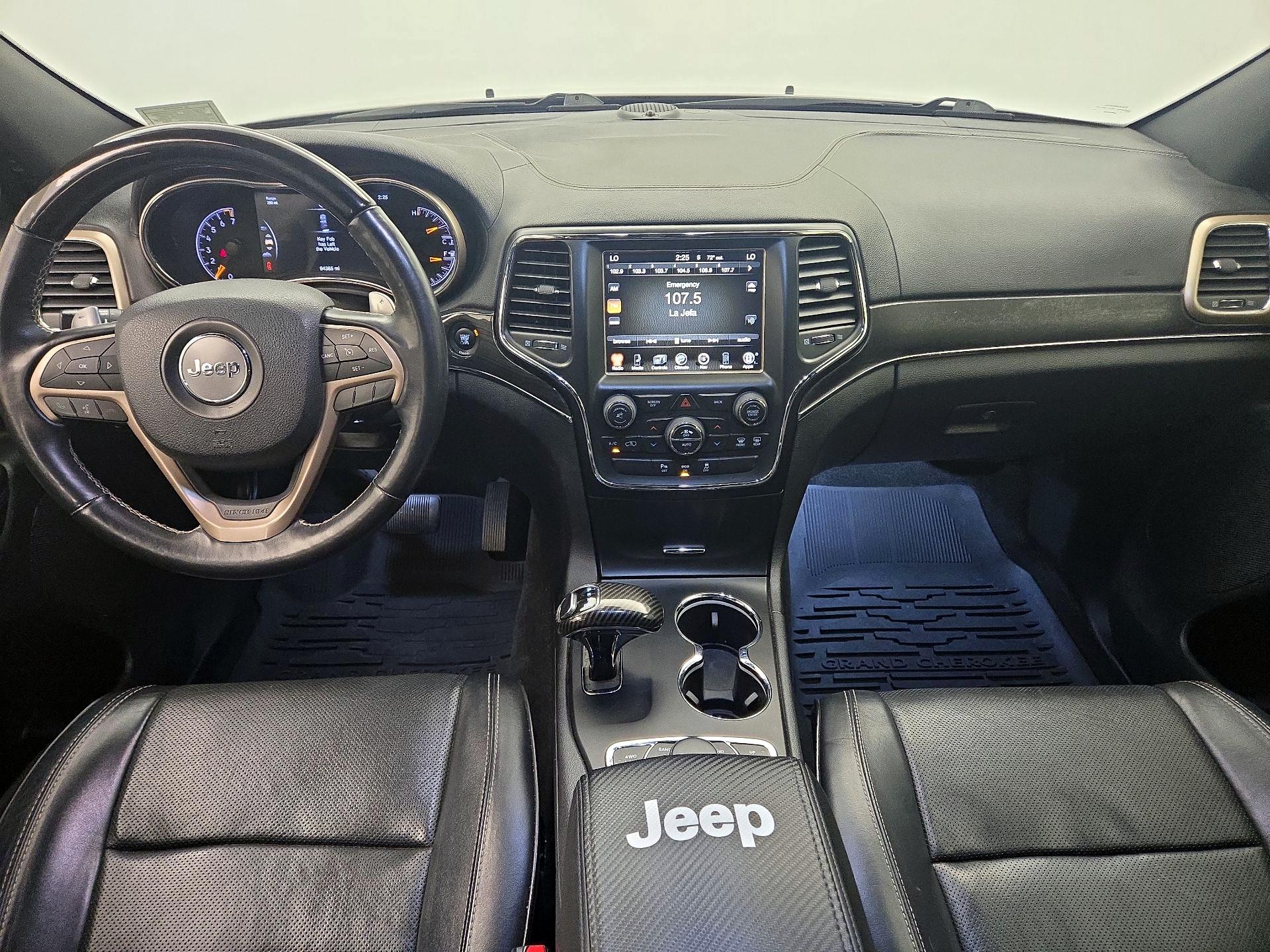 Thumbnail: 2015 Jeep Grand Cherokee - 9