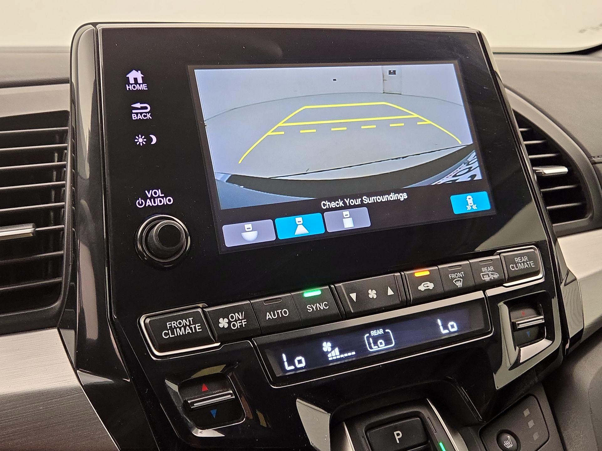 Thumbnail: 2019 Honda Odyssey - 14