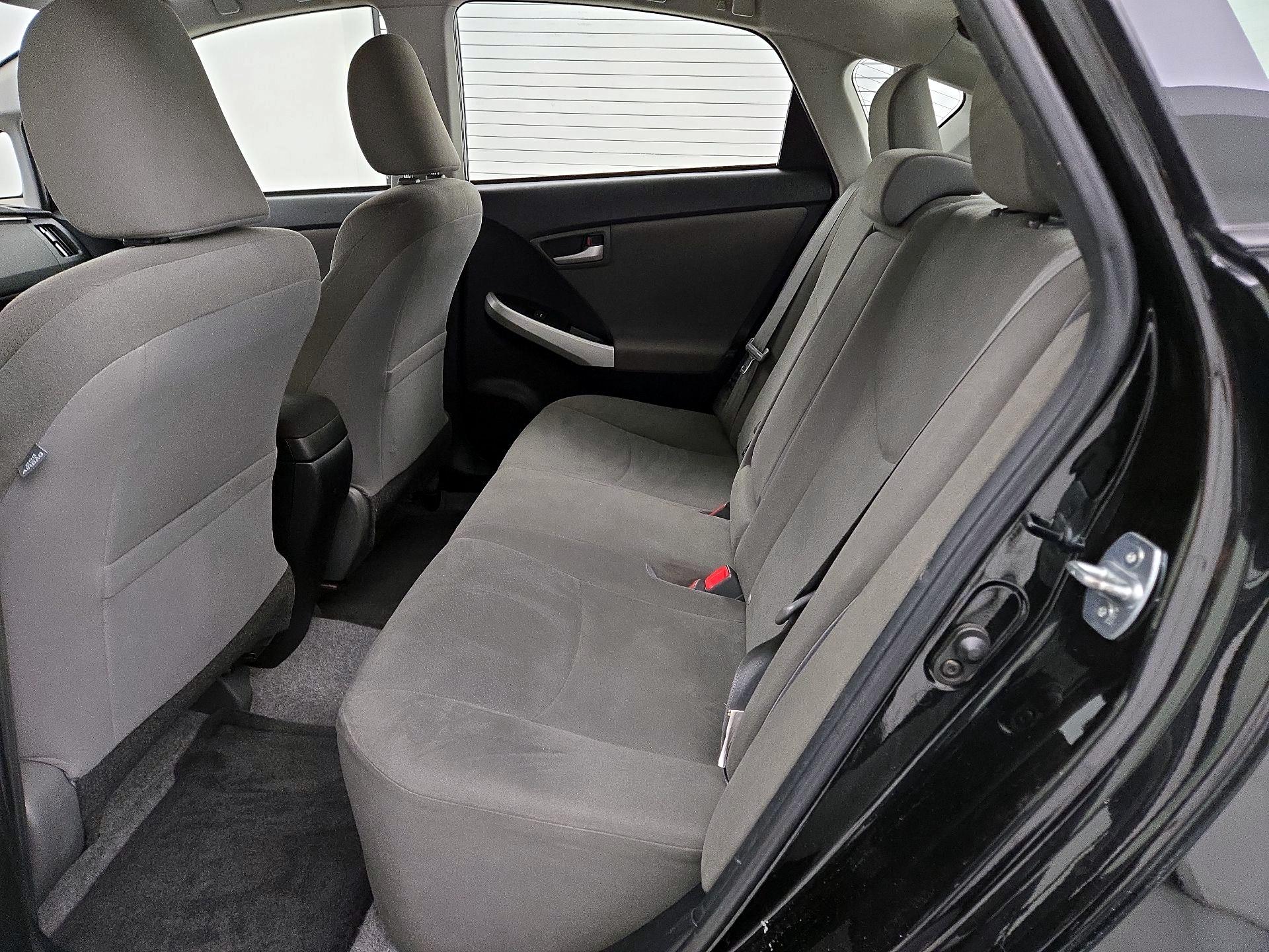 Thumbnail: 2014 Toyota Prius - 18