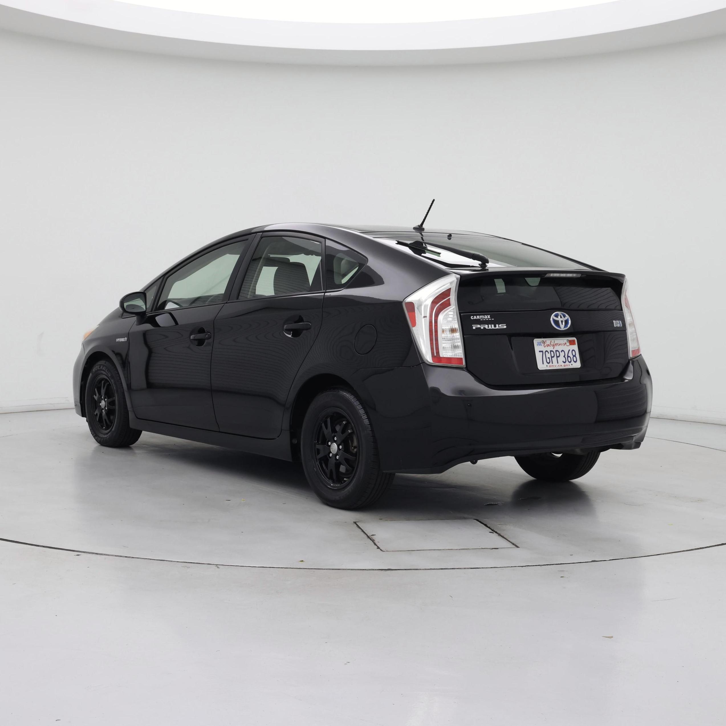 Thumbnail: 2014 Toyota Prius - 2