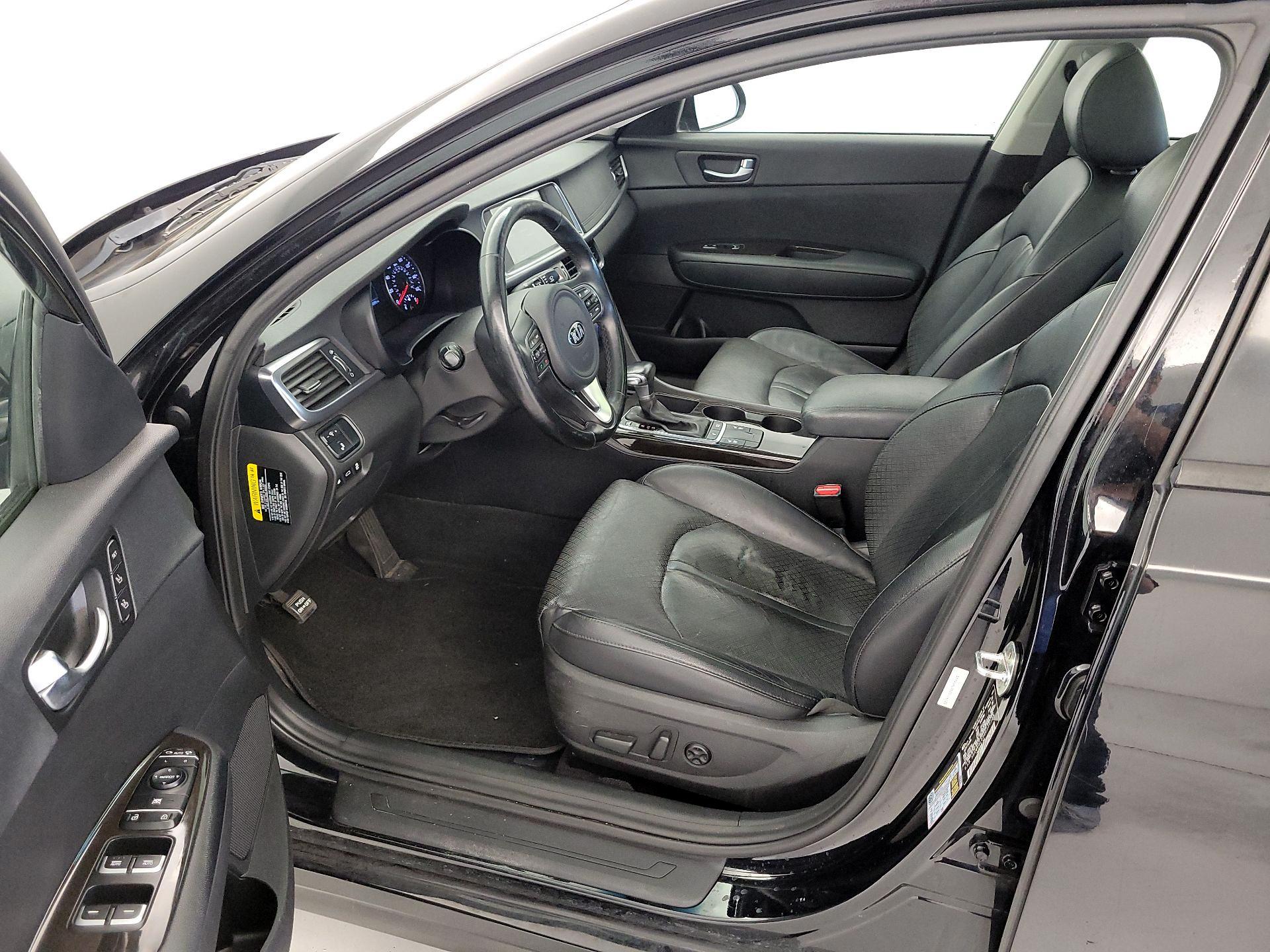 Thumbnail: 2016 Kia Optima - 11