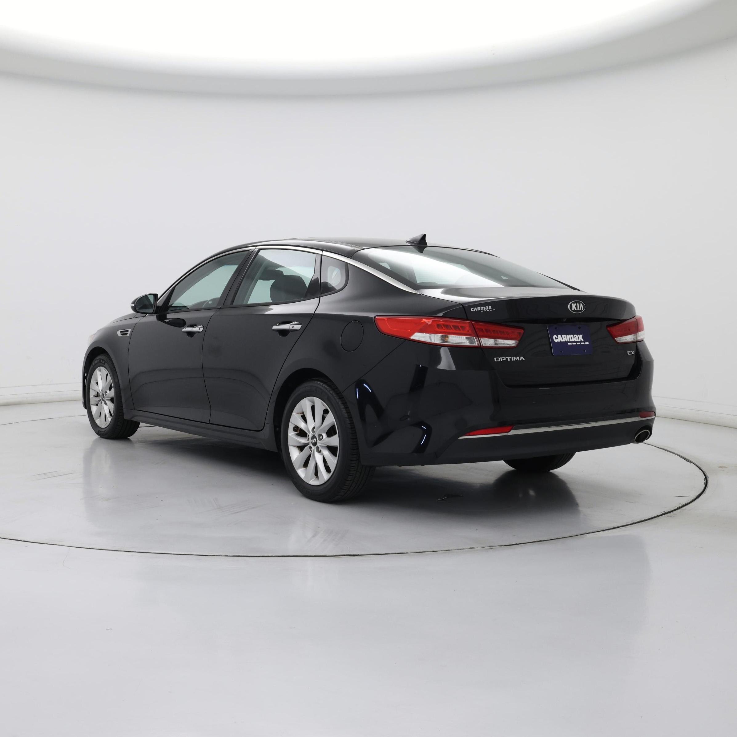 Thumbnail: 2016 Kia Optima - 2