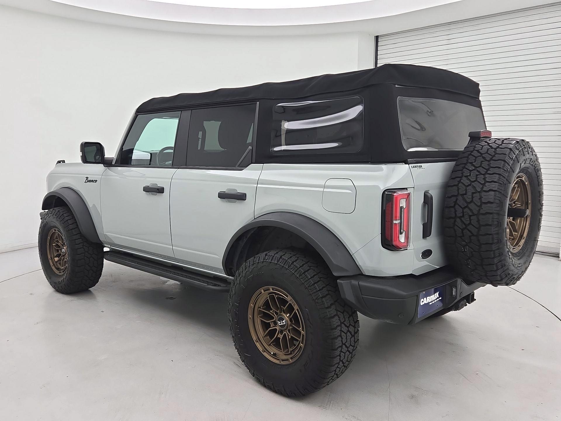 Thumbnail: 2021 Ford Bronco - 7