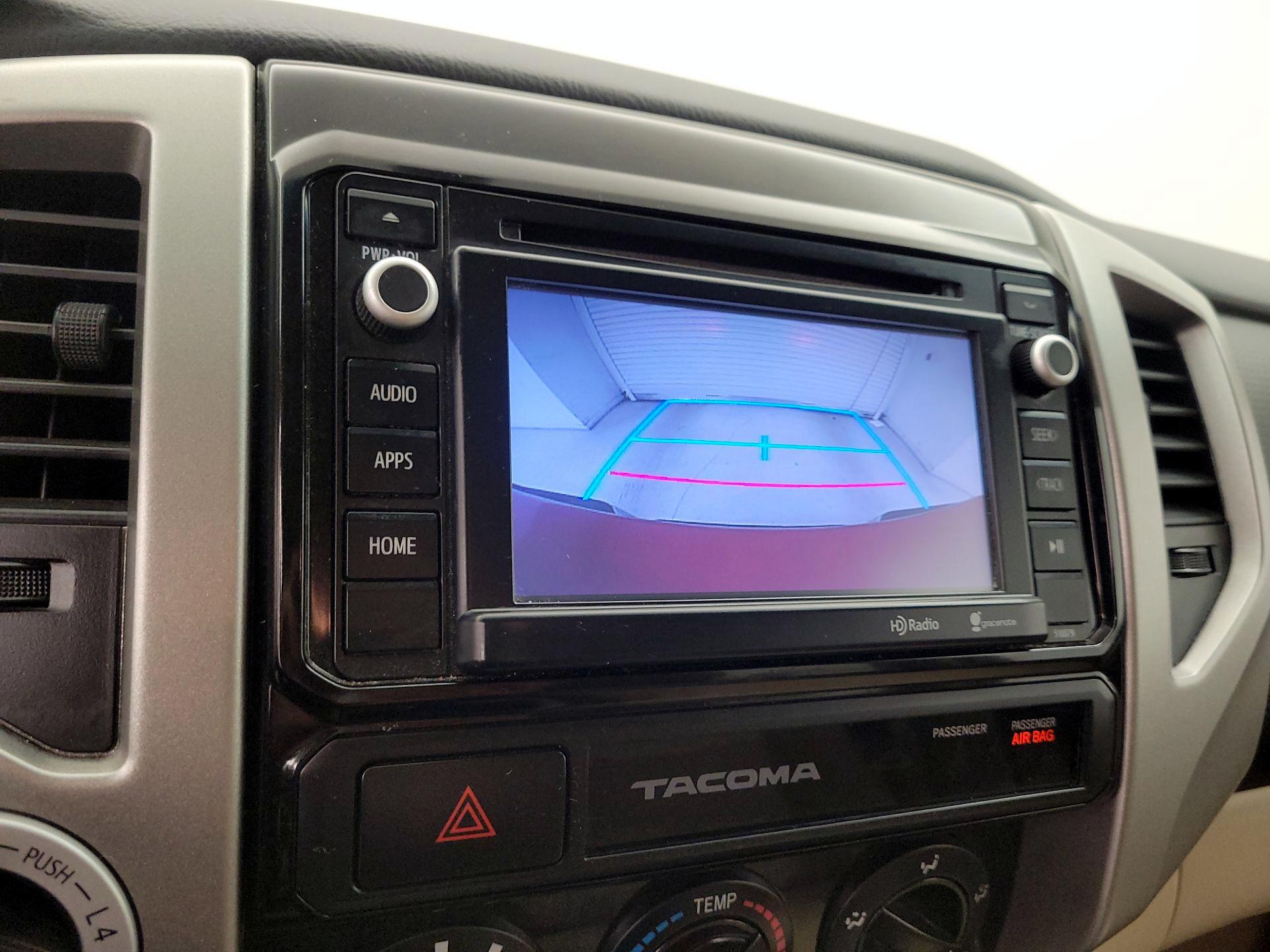 Thumbnail: 2015 Toyota Tacoma - 14