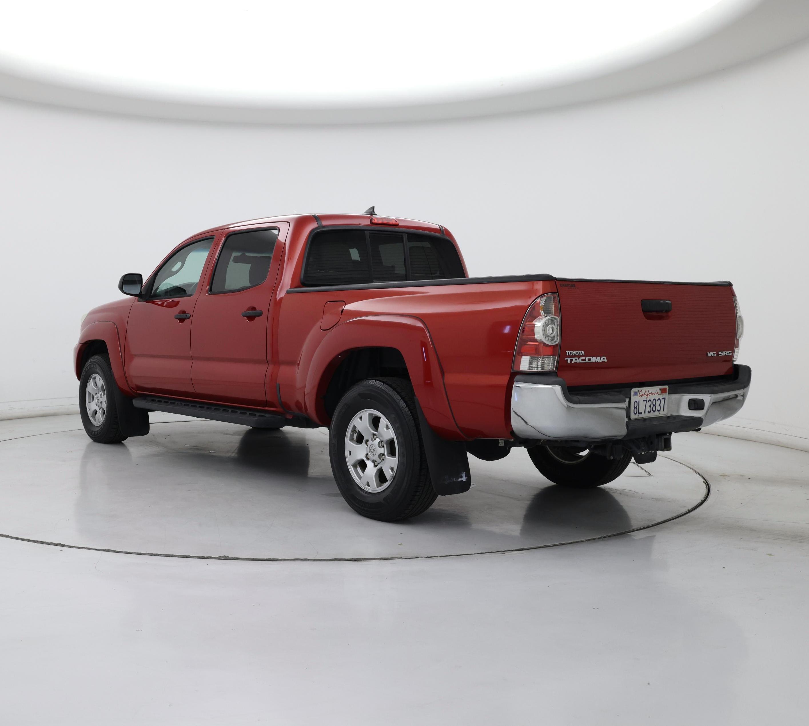 Thumbnail: 2015 Toyota Tacoma - 2