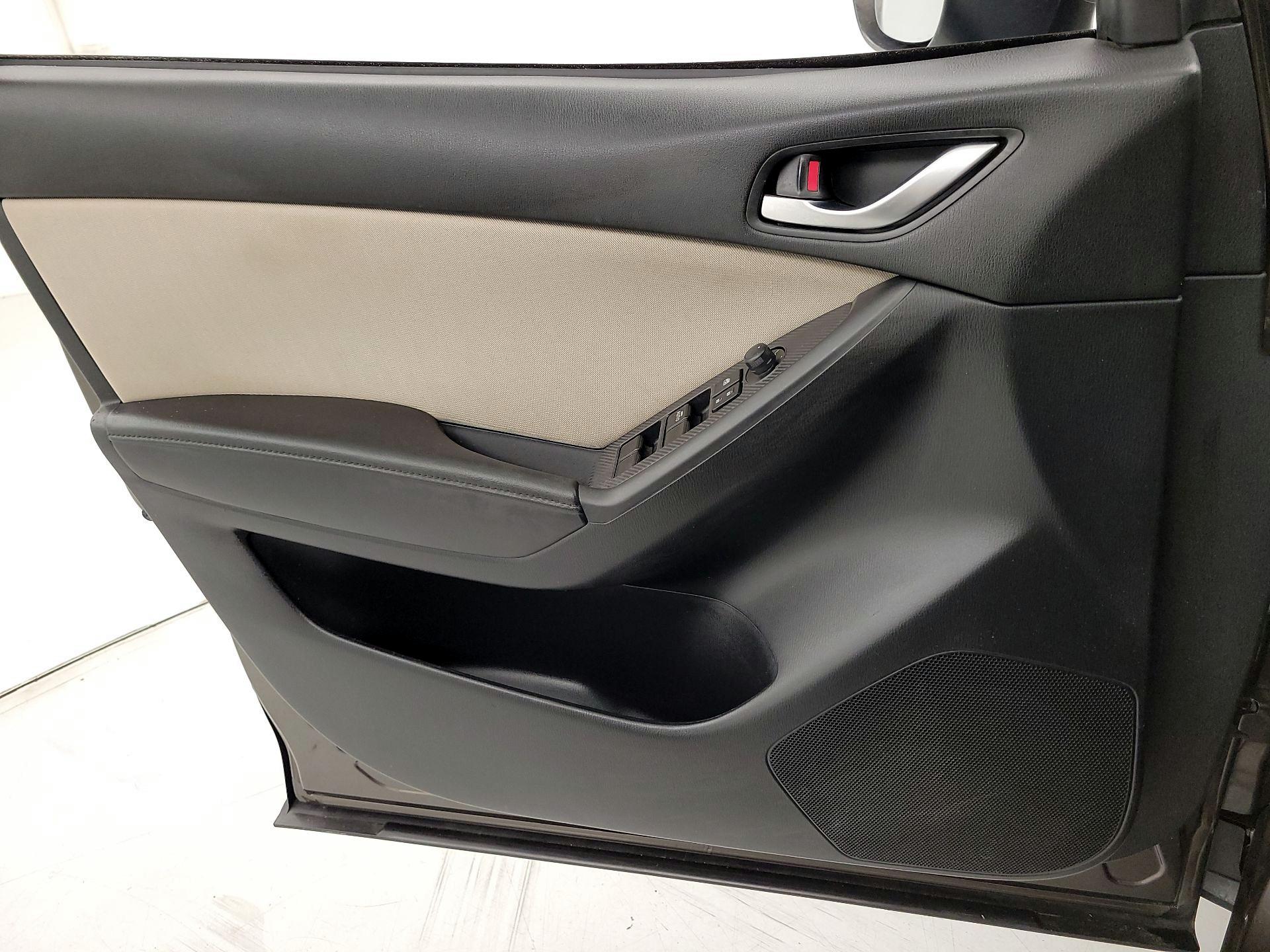 Thumbnail: 2016 Mazda CX-5 - 12