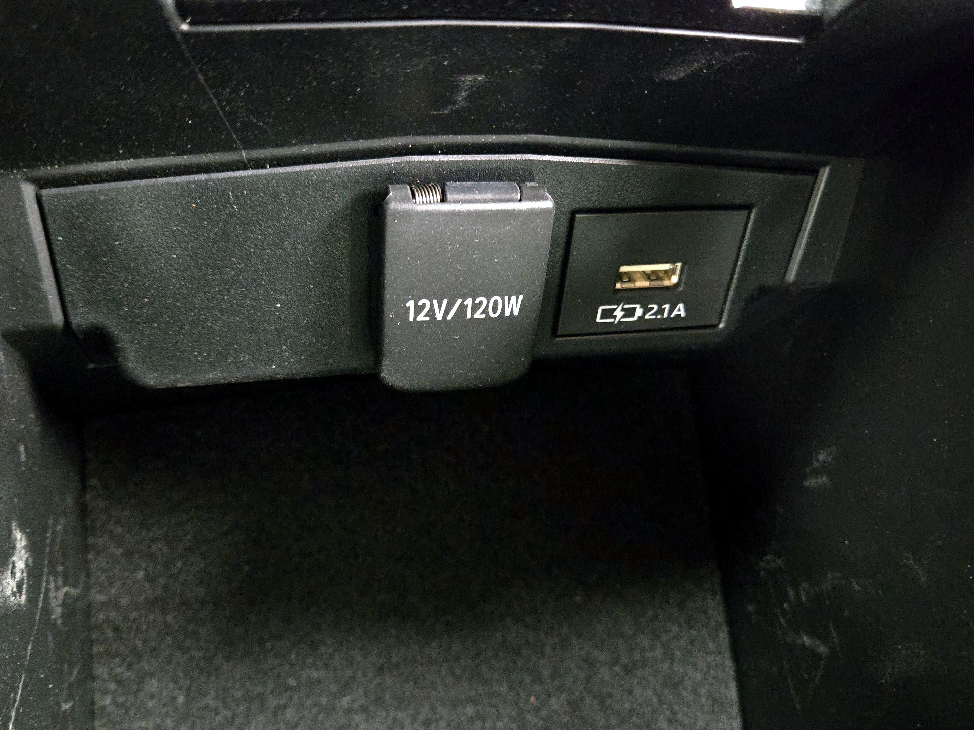 Thumbnail: 2020 Toyota Corolla - 18