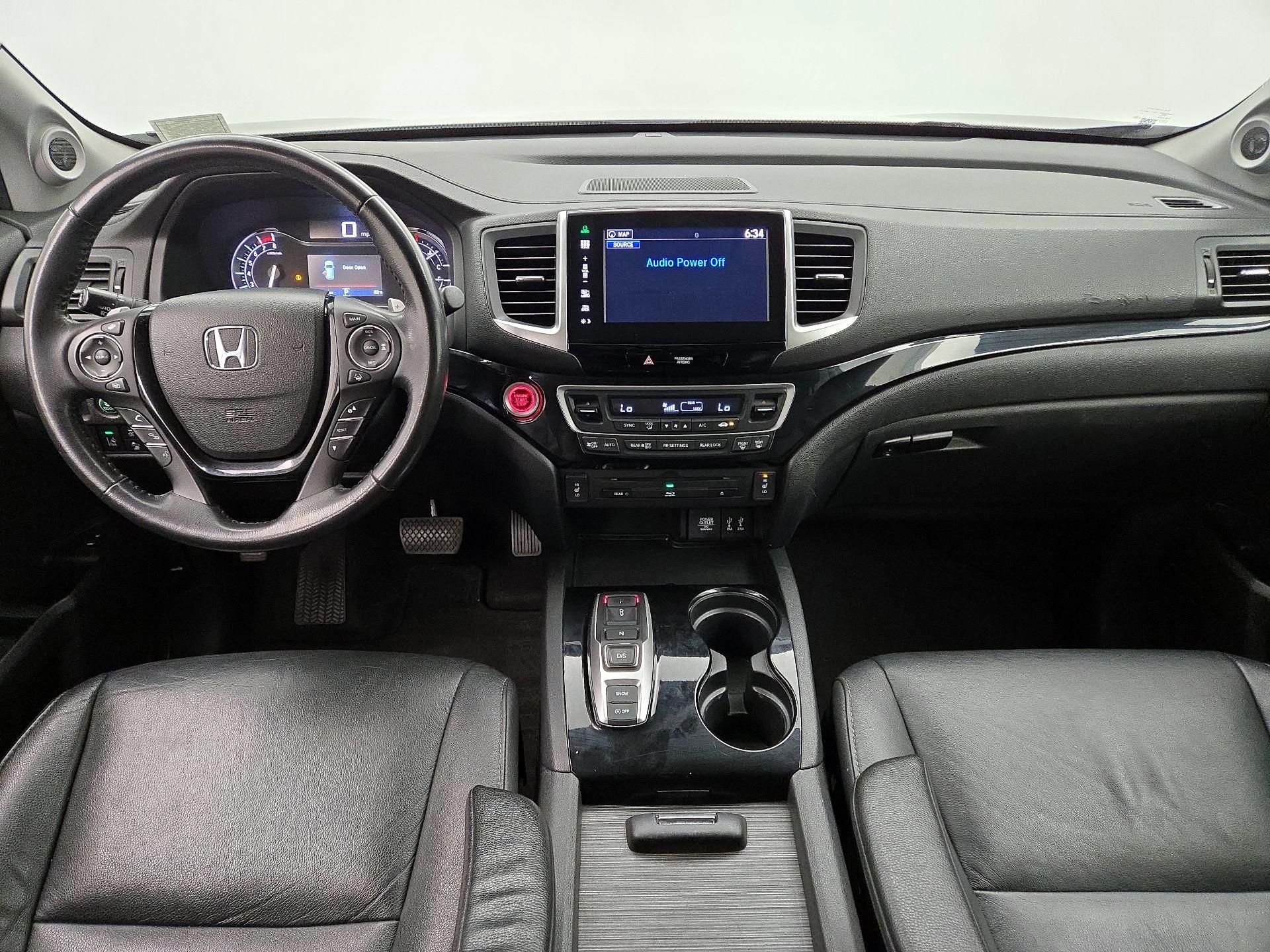 Thumbnail: 2016 Honda Pilot - 9