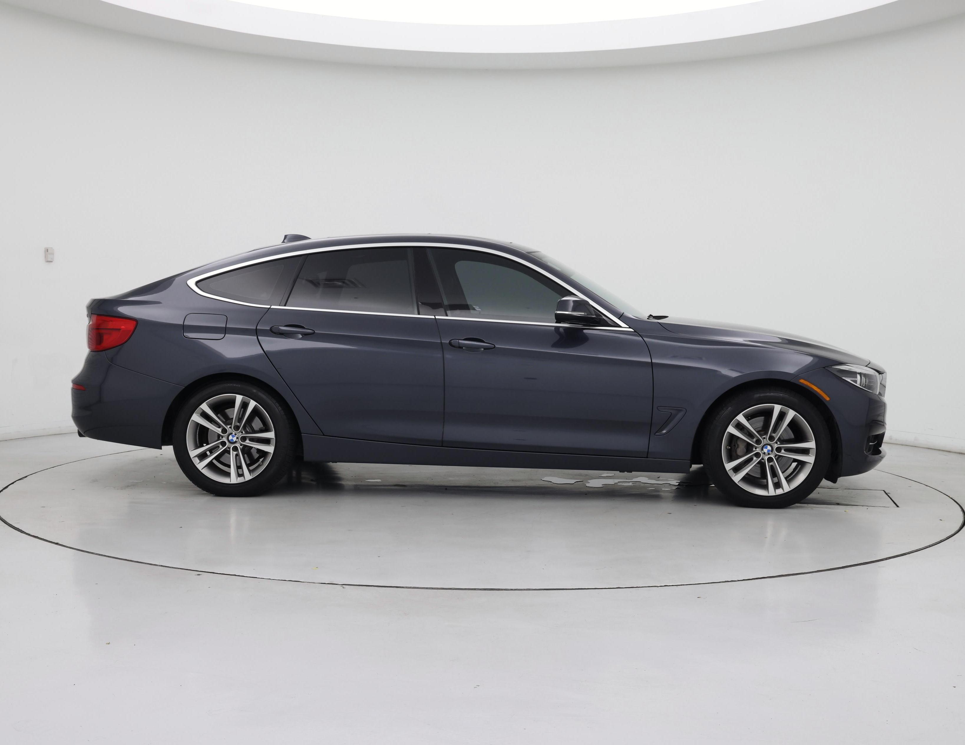 Thumbnail: 2018 BMW 3 Series - 7