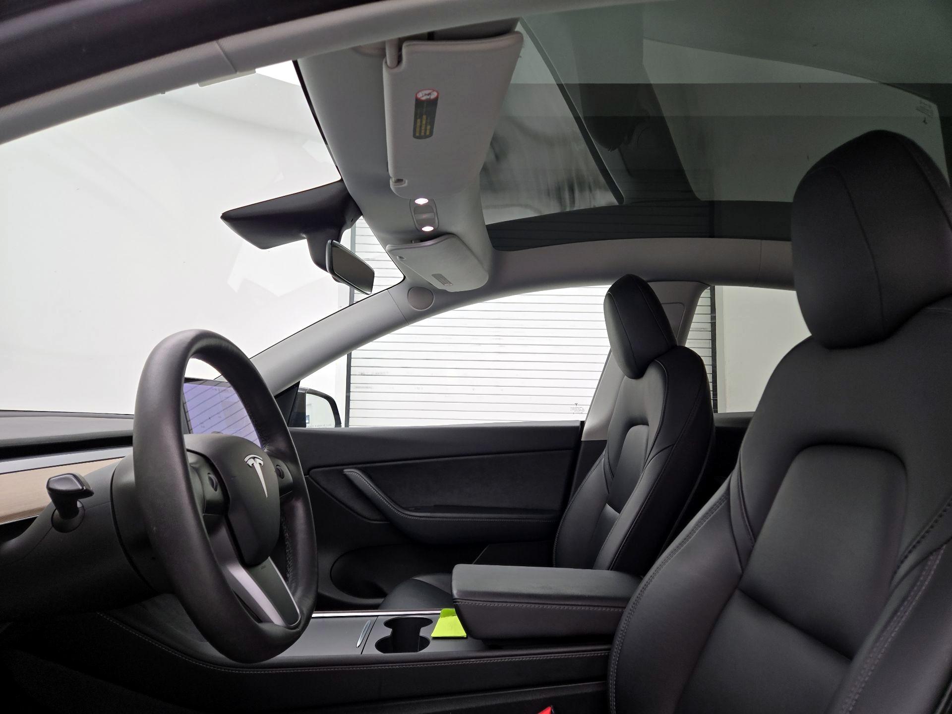 Thumbnail: 2021 Tesla Model Y - 19