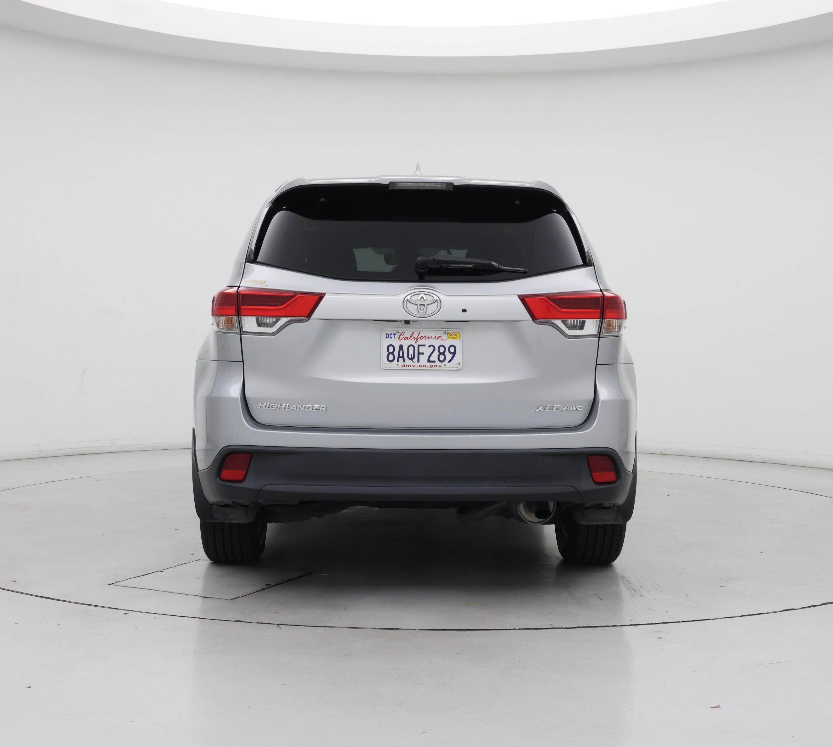 Thumbnail: 2017 Toyota Highlander - 6